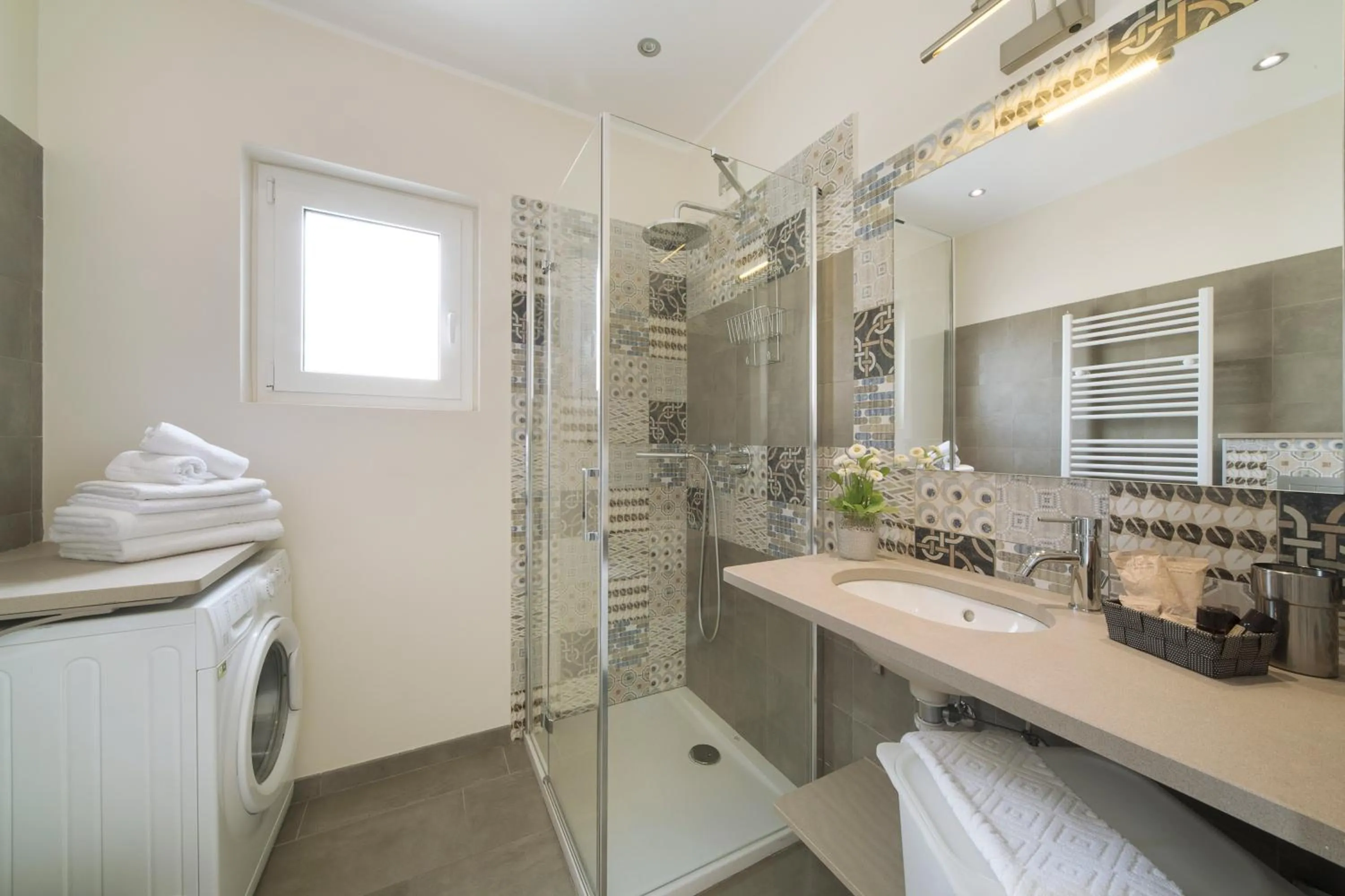 Bathroom in Hotel Residence Laigueglia free parking