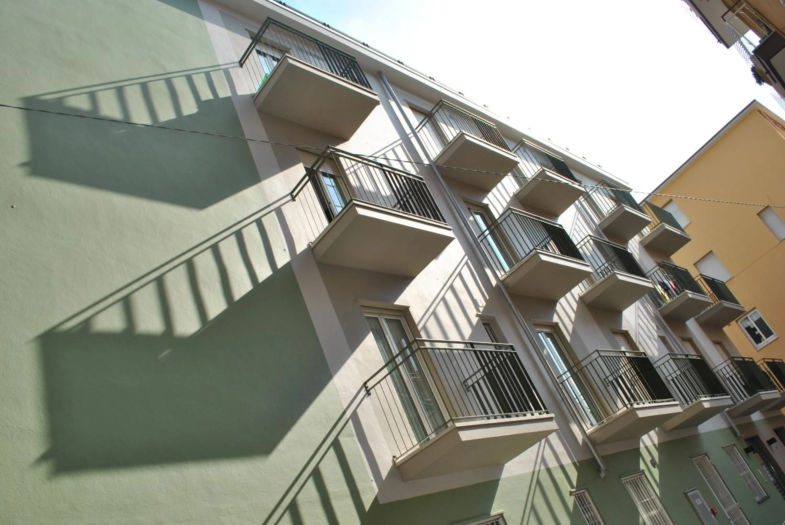 Property building in Hotel Residence Laigueglia free parking