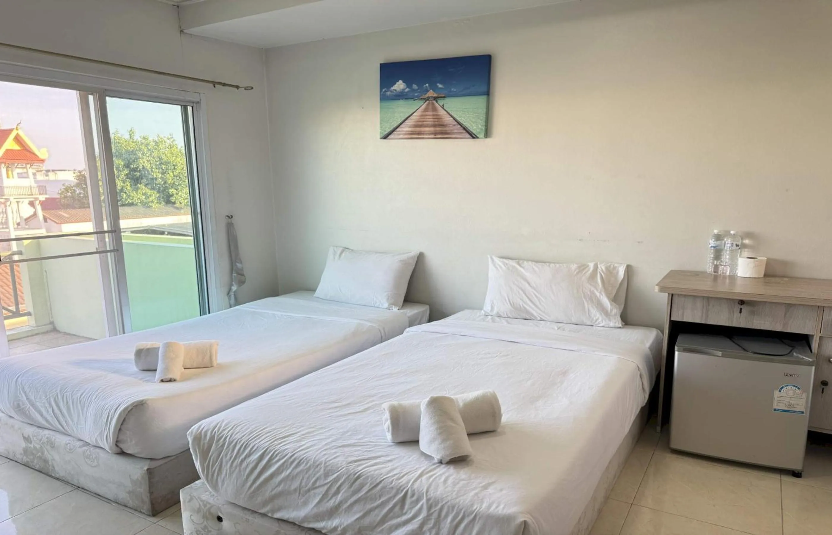 Photo of the whole room, Bed in Hotel O Bupatara Chiangmai