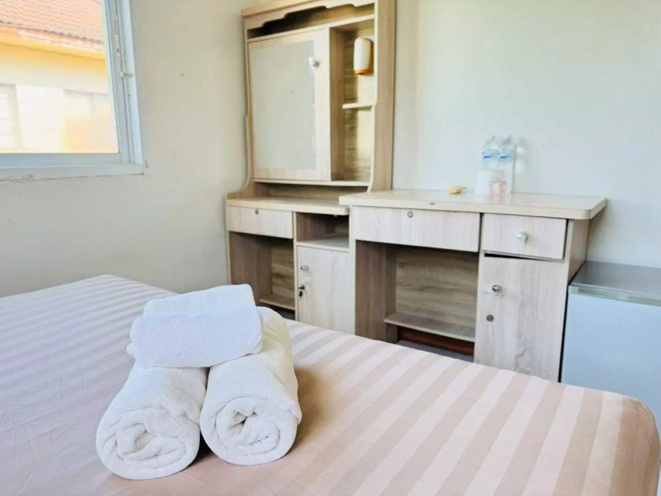 Bedroom, Bed in Hotel O Bupatara Chiangmai