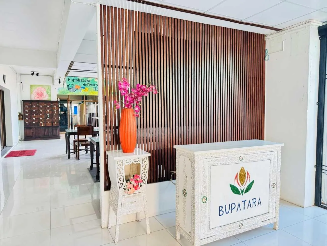 Lobby or reception in Hotel O Bupatara Chiangmai