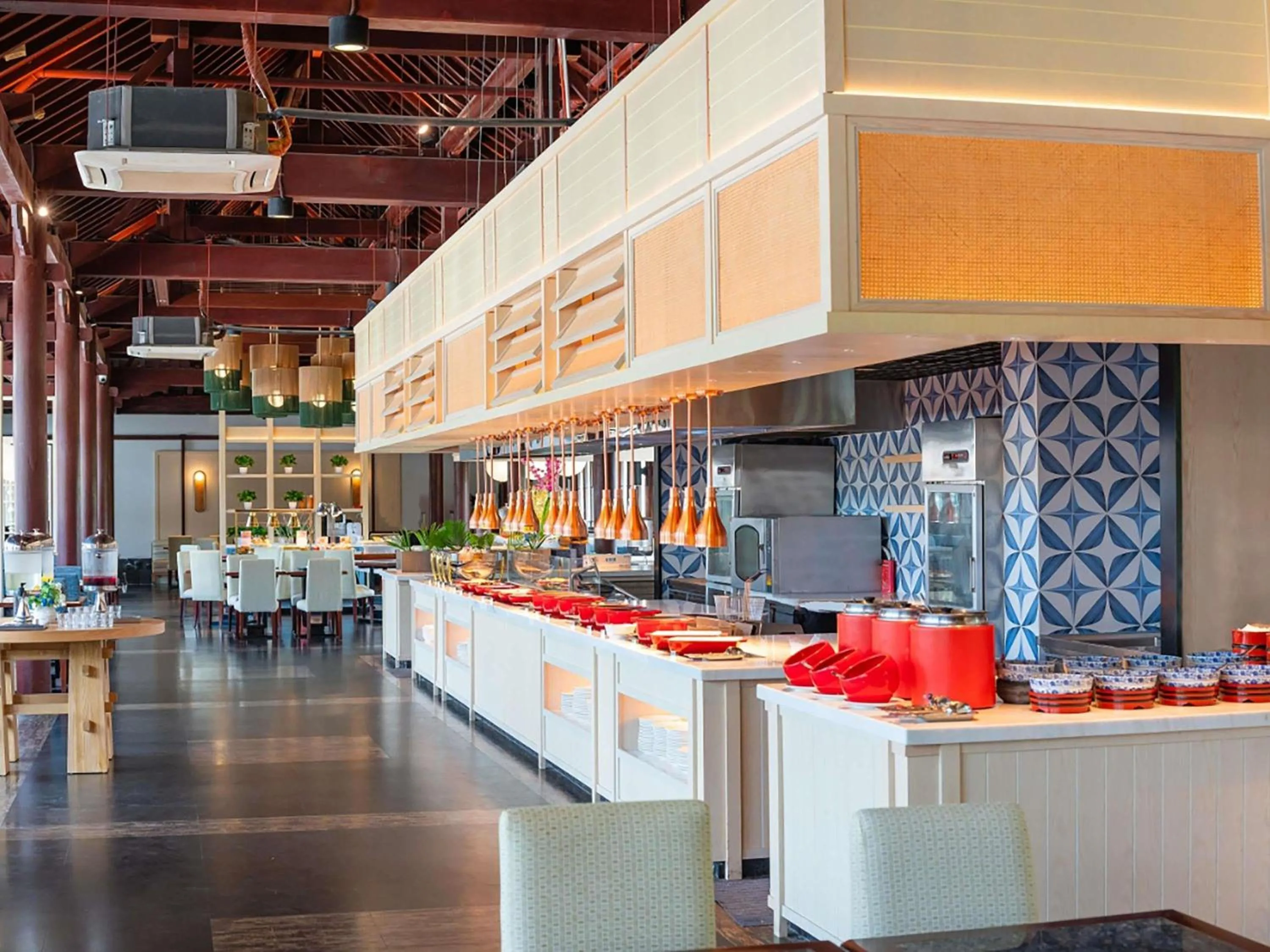 Restaurant/places to eat in Grand Mercure Sanya Yalong Bay