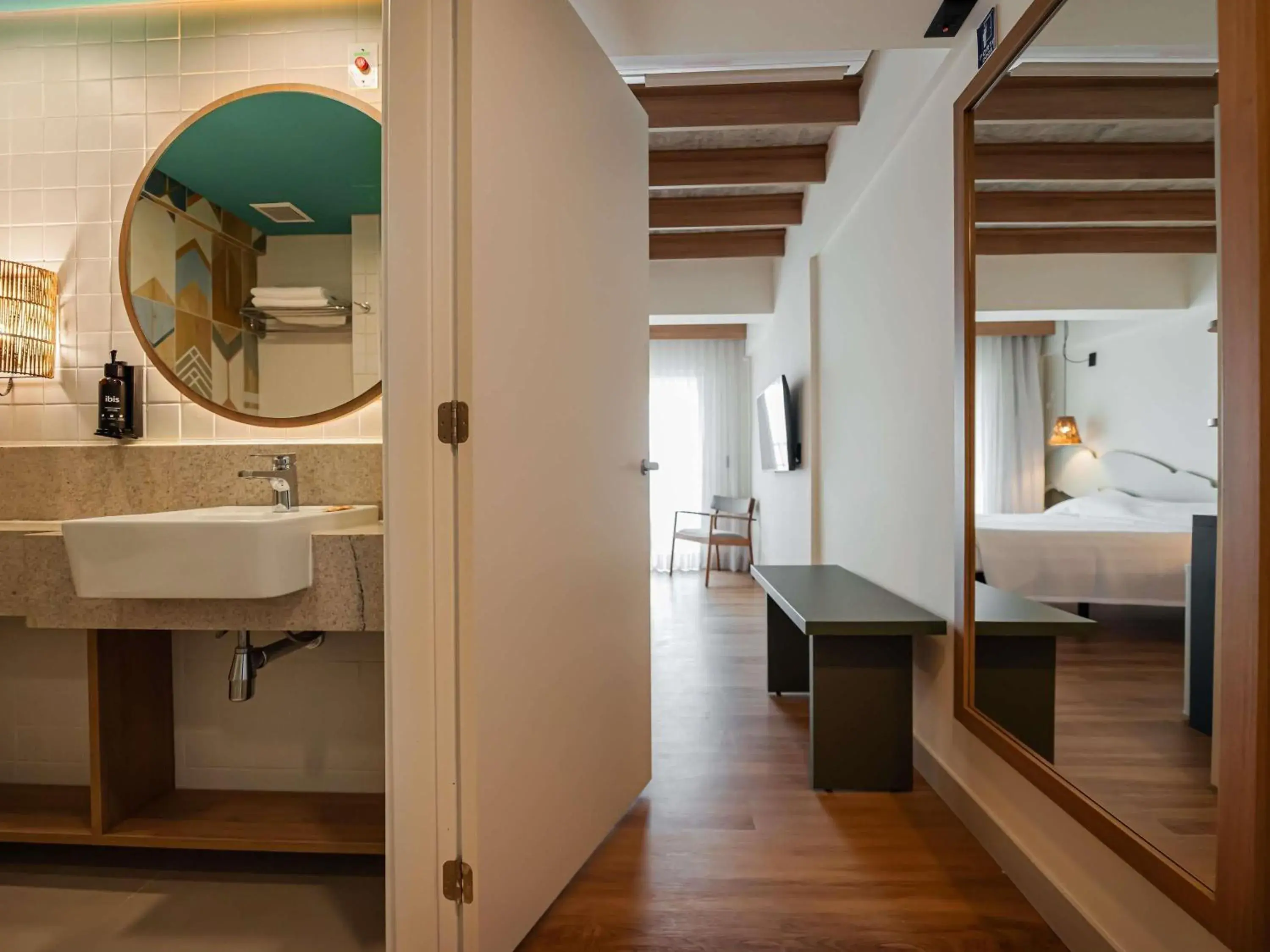 Bedroom, Bed in Ibis Styles Maragogi - O primeiro Ibis Styles pé na areia do Brasil Bedroom, Bed in Ibis Styles Maragogi - O primeiro Ibis Styles pé na areia do Brasil