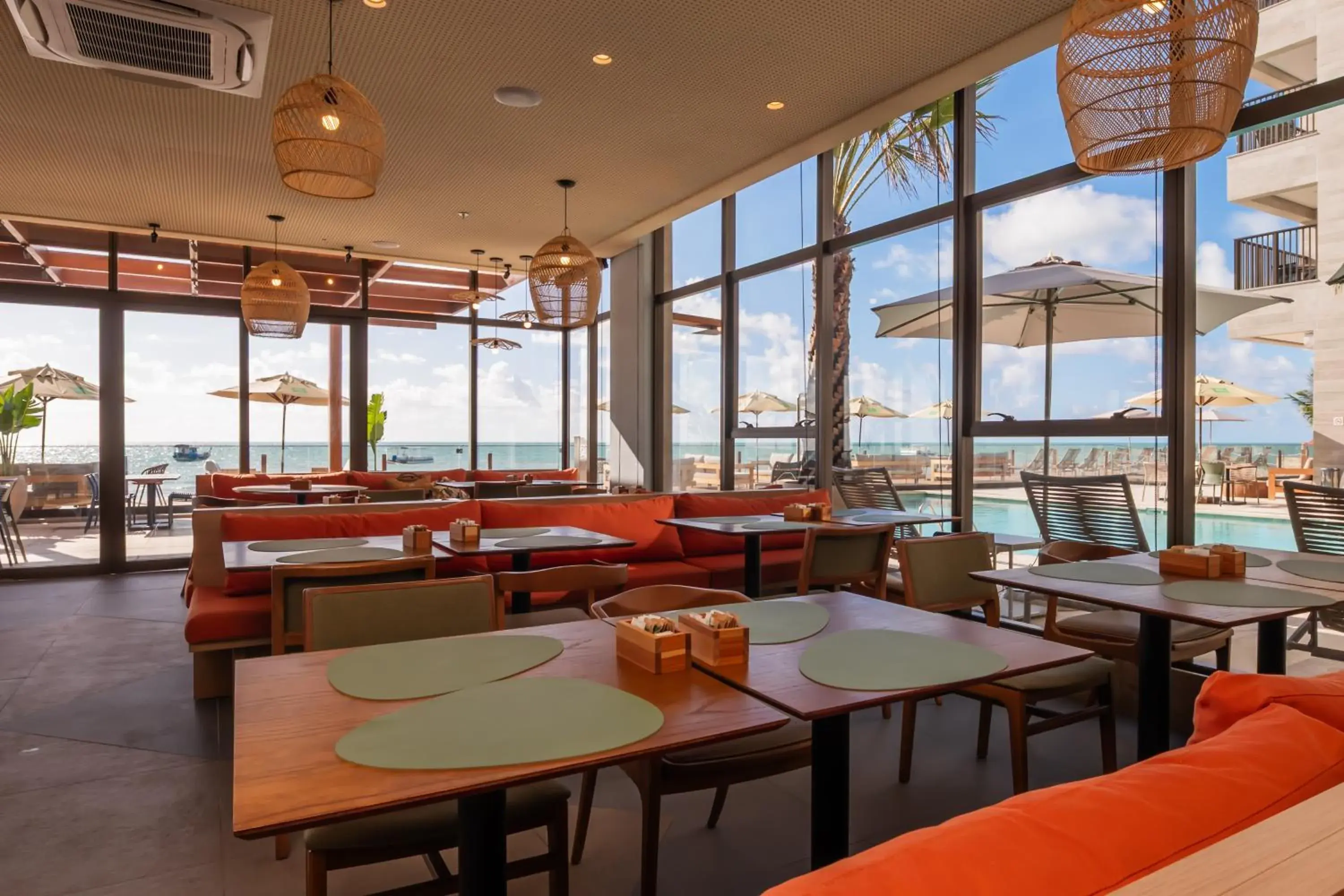 Restaurant/places to eat in Ibis Styles Maragogi - O primeiro Ibis Styles pé na areia do Brasil Restaurant/places to eat in Ibis Styles Maragogi - O primeiro Ibis Styles pé na areia do Brasil