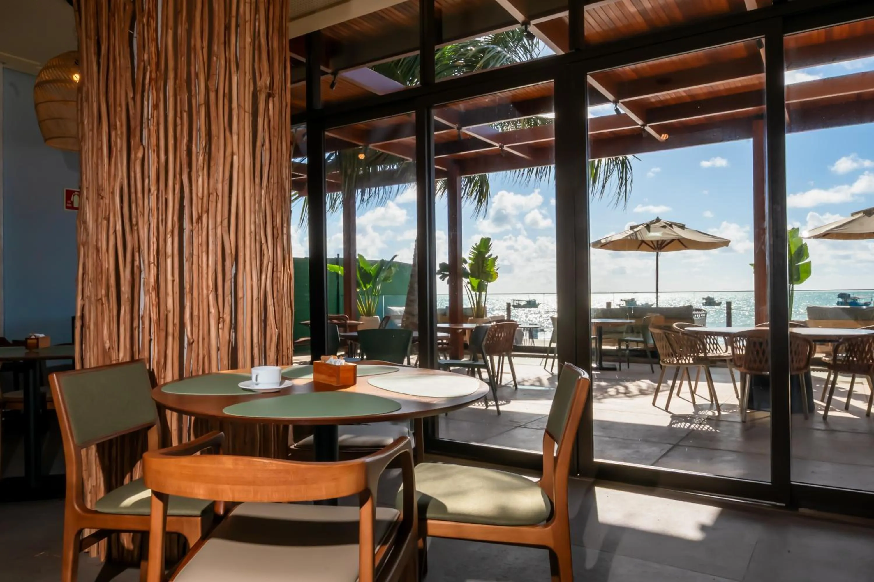 Restaurant/places to eat in Ibis Styles Maragogi - O primeiro Ibis Styles pé na areia do Brasil