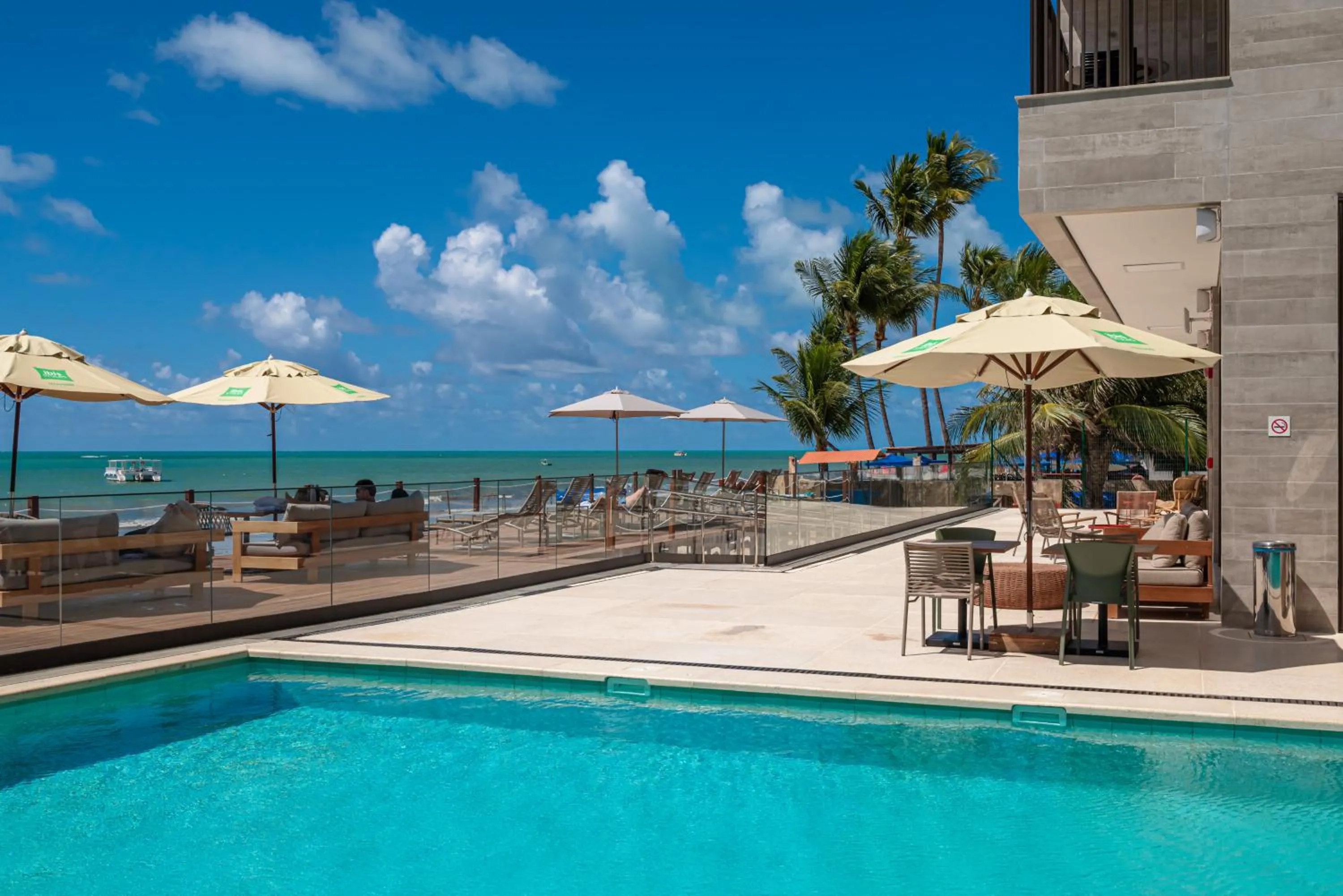 Sea view in Ibis Styles Maragogi - O primeiro Ibis Styles pé na areia do Brasil