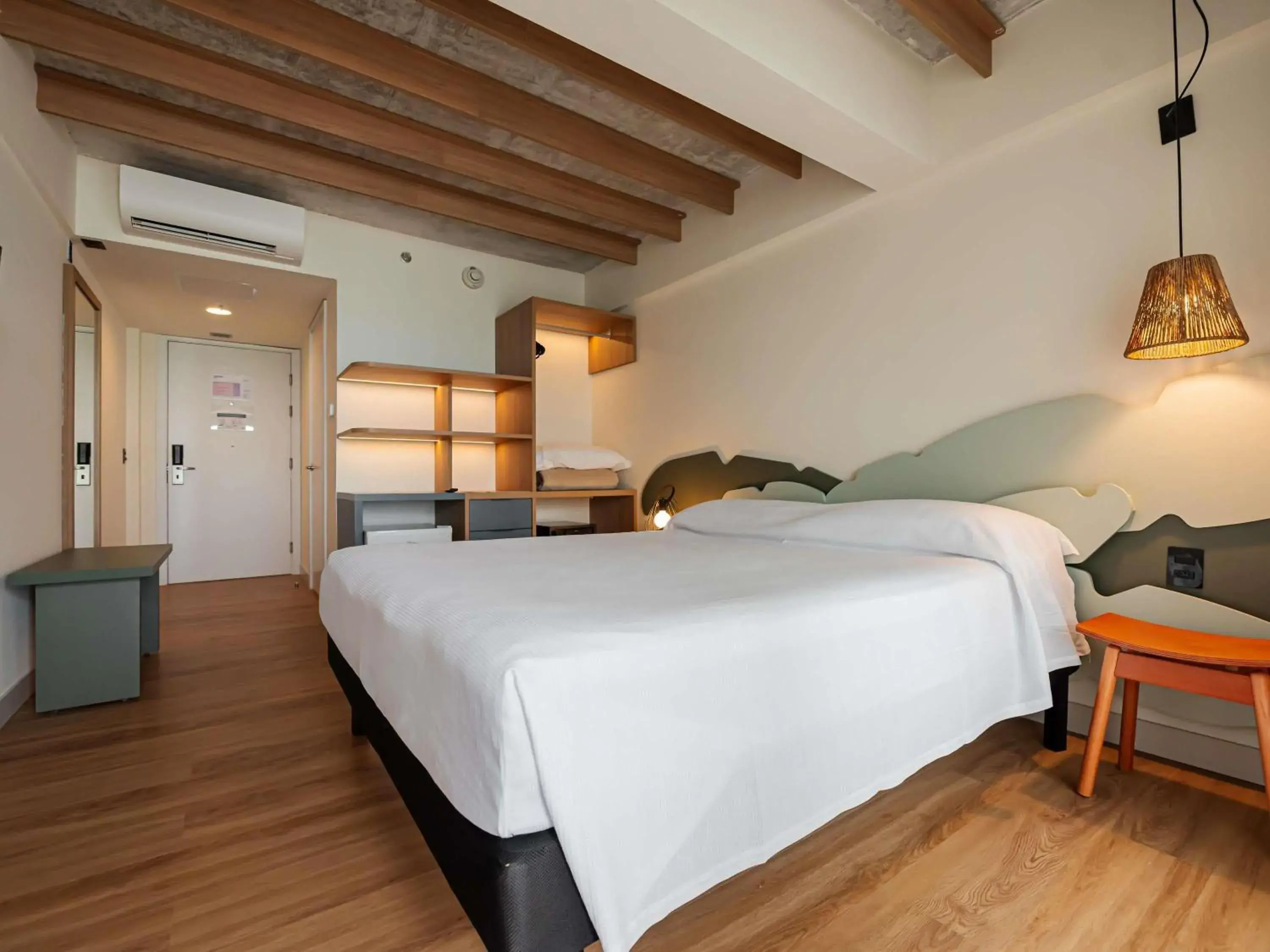 Bedroom, Bed in Ibis Styles Maragogi - O primeiro Ibis Styles pé na areia do Brasil Bedroom, Bed in Ibis Styles Maragogi - O primeiro Ibis Styles pé na areia do Brasil