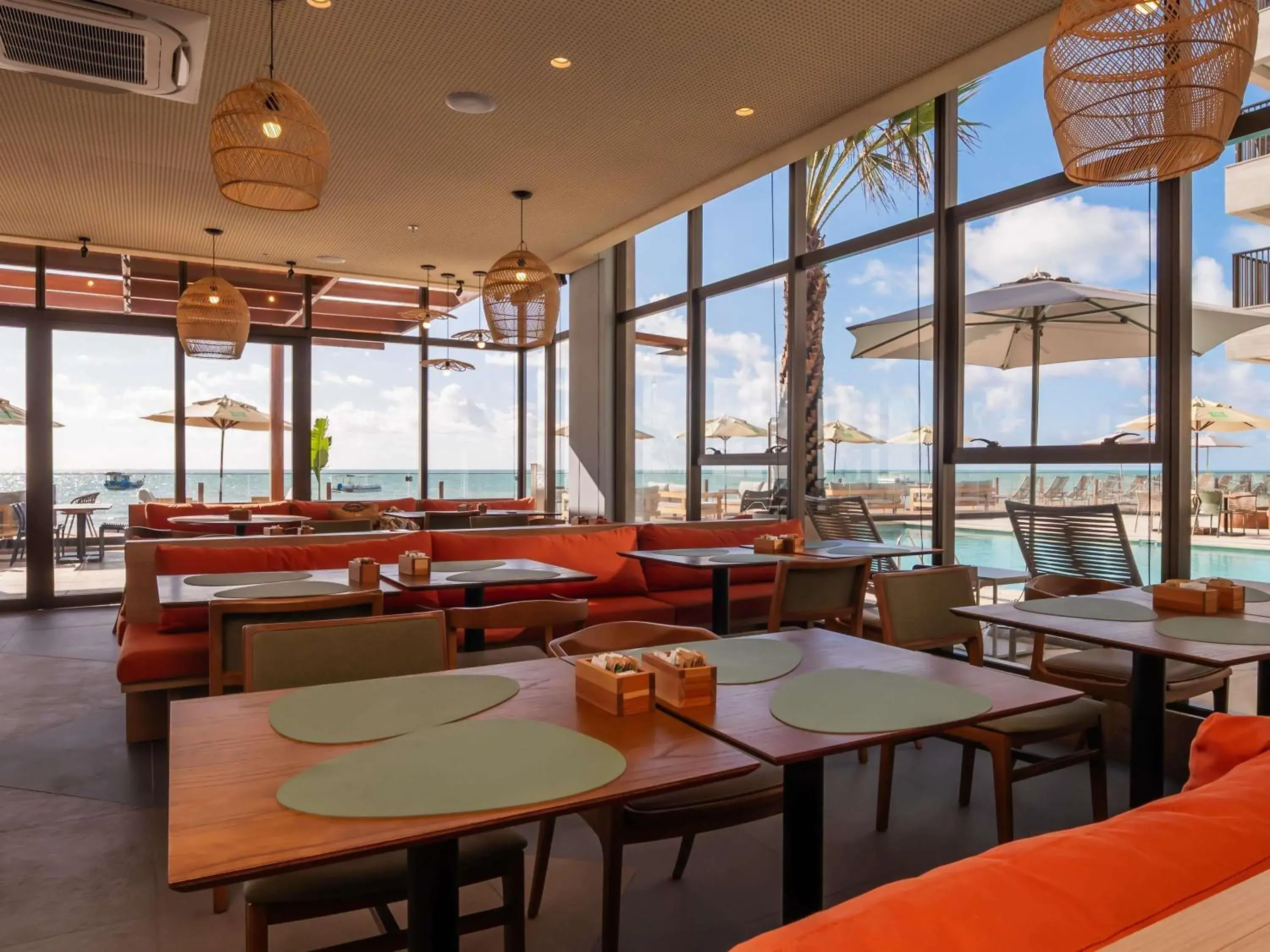 Restaurant/places to eat in Ibis Styles Maragogi - O primeiro Ibis Styles pé na areia do Brasil Restaurant/places to eat in Ibis Styles Maragogi - O primeiro Ibis Styles pé na areia do Brasil