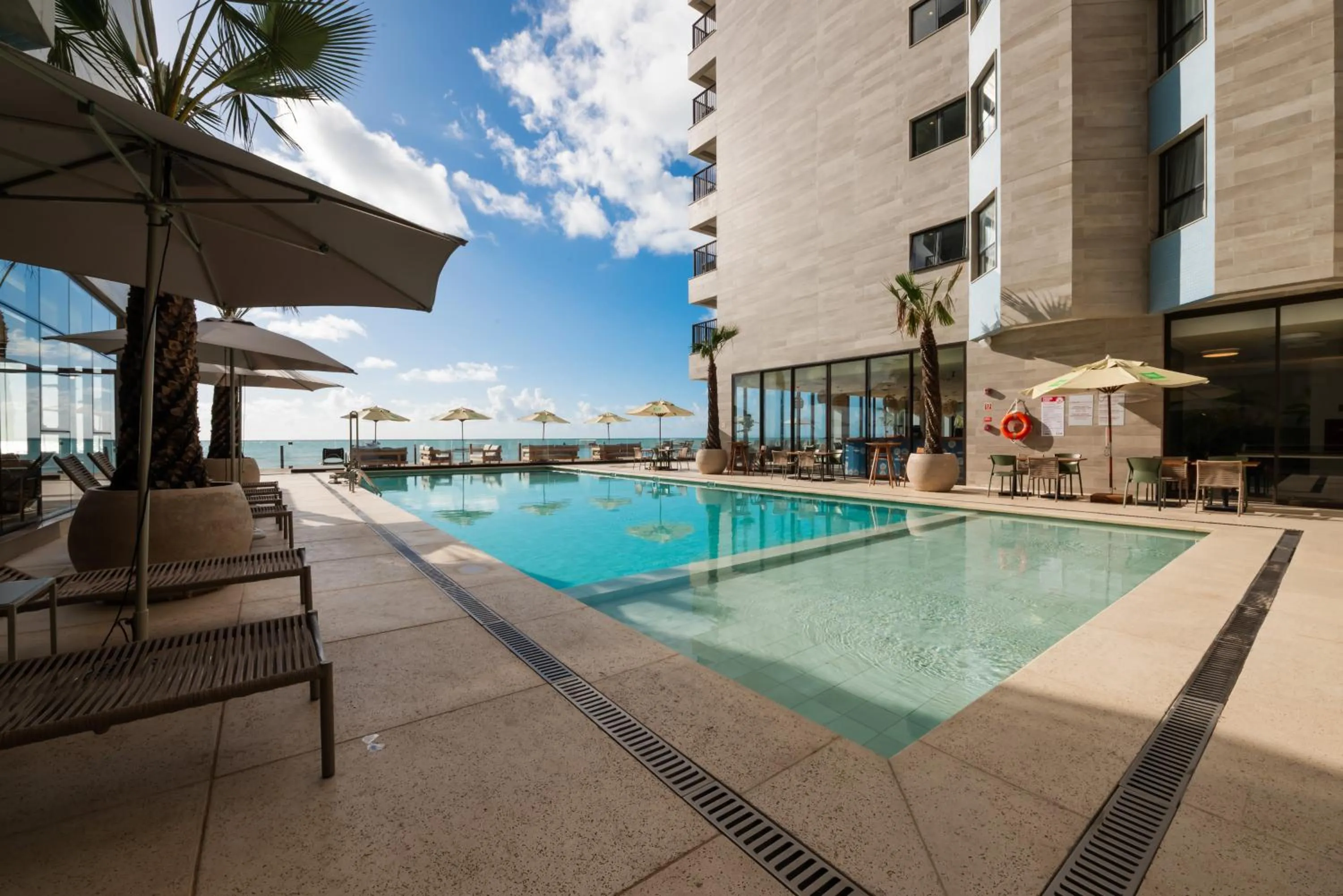 Property building in Ibis Styles Maragogi - O primeiro Ibis Styles pé na areia do Brasil