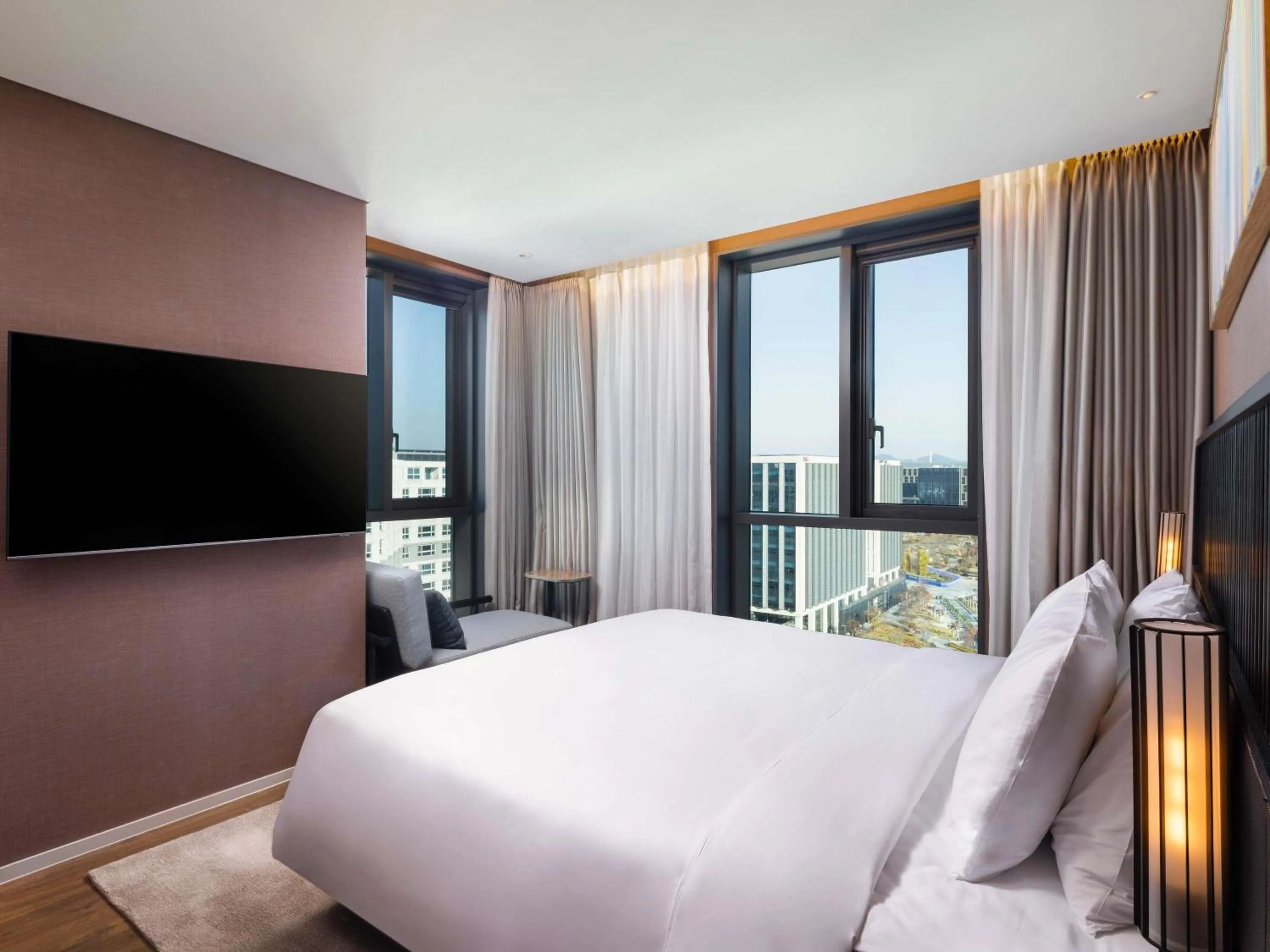 Bedroom, Bed in Mercure Ambassador Seoul Magok