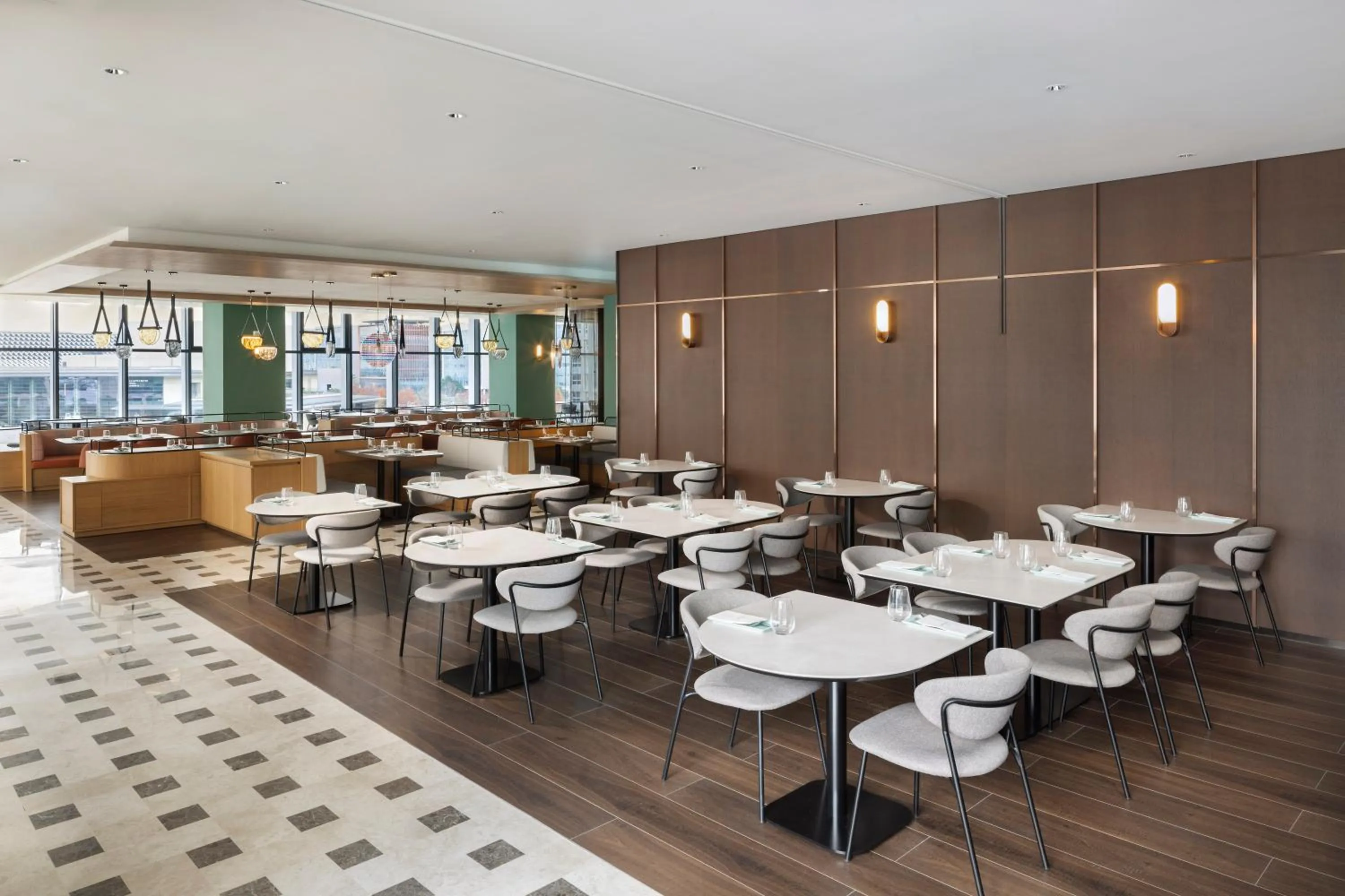 Restaurant/places to eat in Mercure Ambassador Seoul Magok