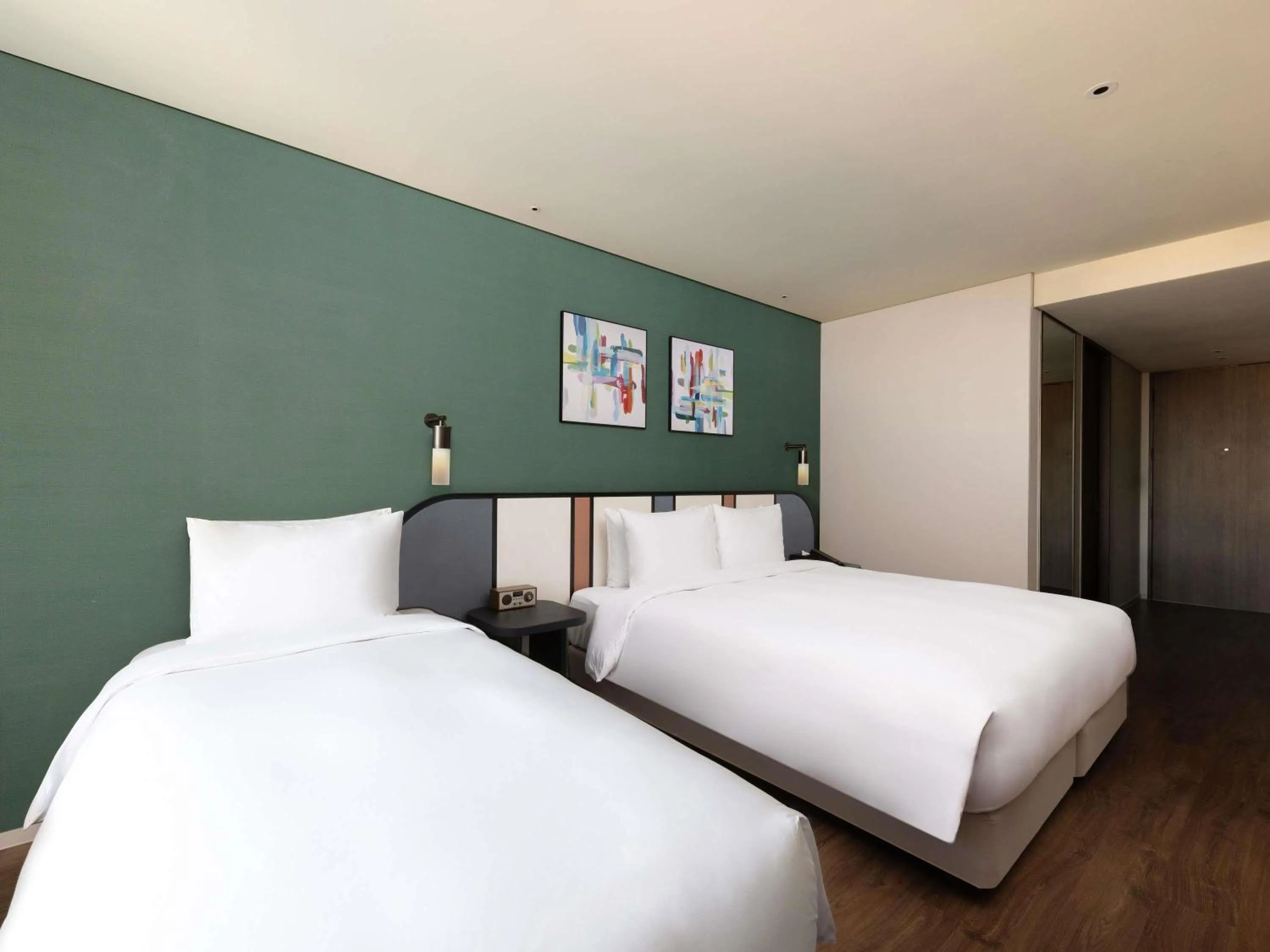 Bedroom, Bed in Mercure Ambassador Seoul Magok