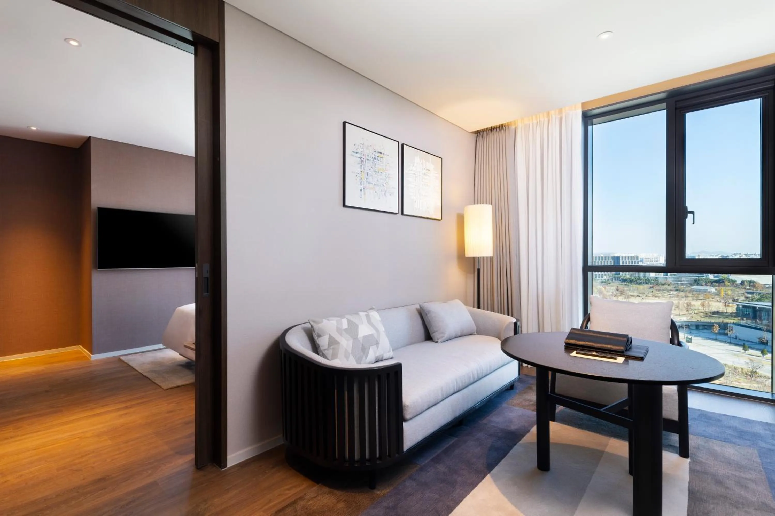 Living room in Mercure Ambassador Seoul Magok