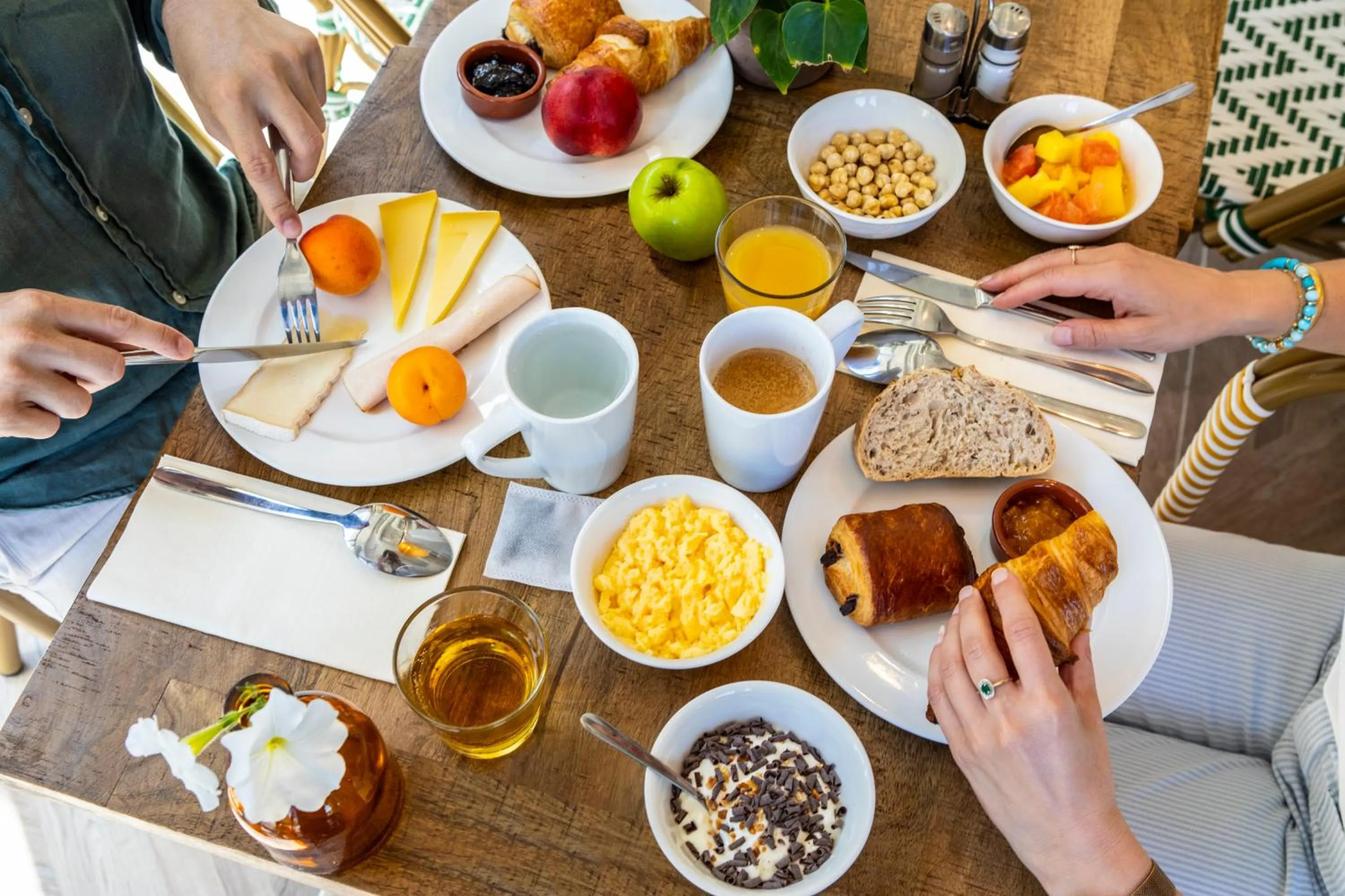 Breakfast in ibis Styles Paris Porte de Pantin Philharmonie