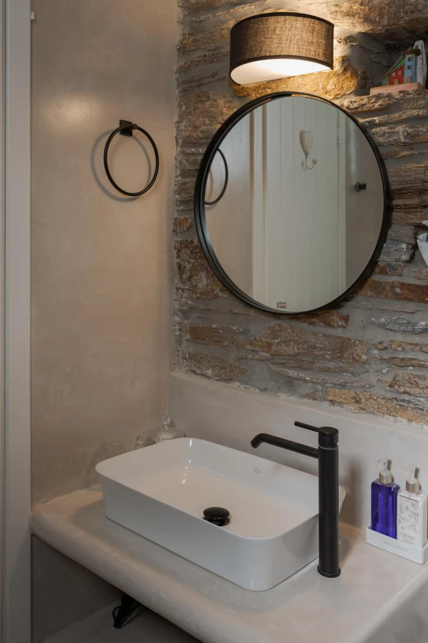 Bathroom in Porto Sereno Andros Suites