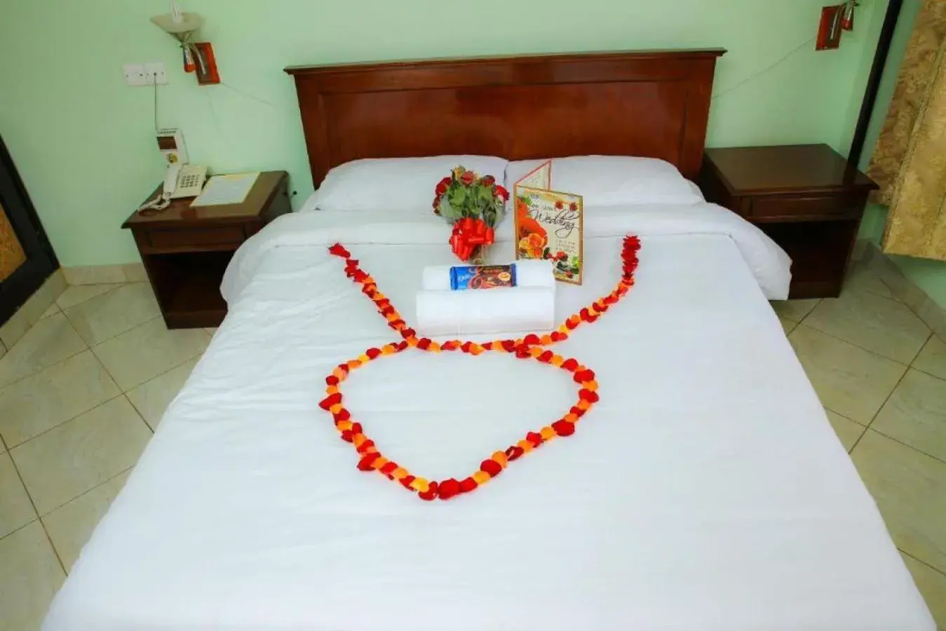 Standard Single Room - single occupancy in Sandton Palace Hotel Standard Single Room - single occupancy in Sandton Palace Hotel