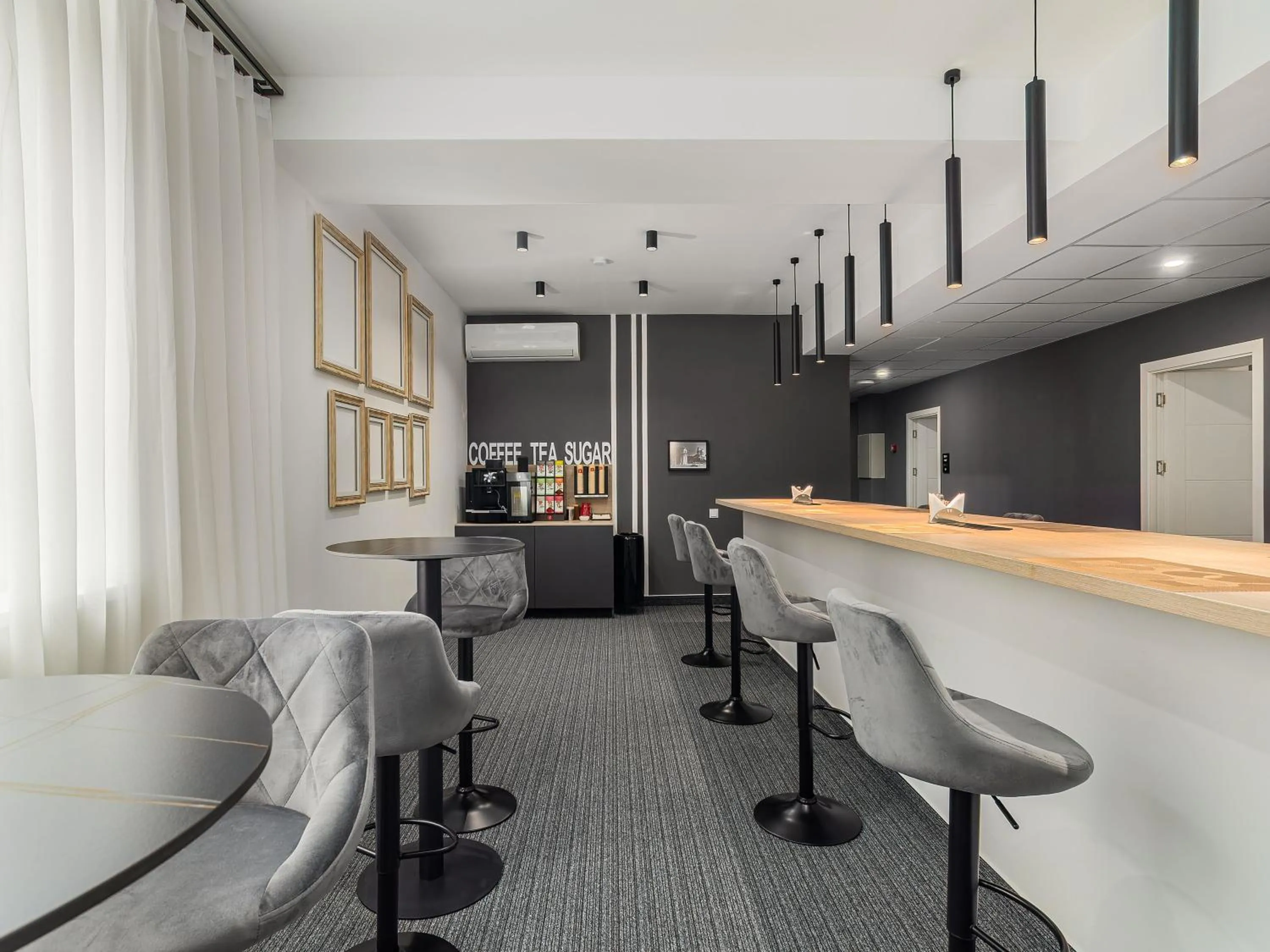 Coffee/tea facilities in TA Collection Hotel