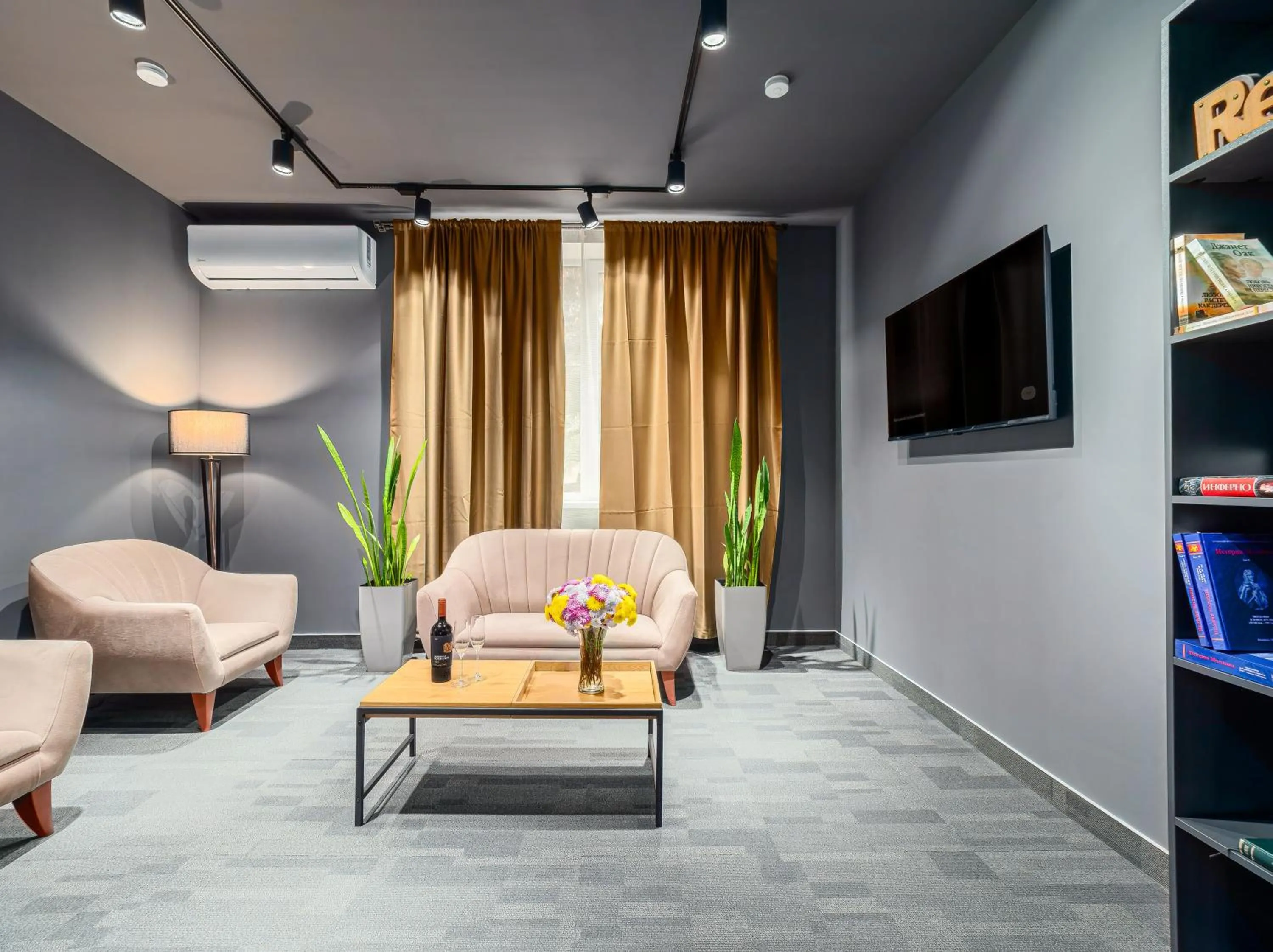 Lobby or reception in TA Collection Hotel