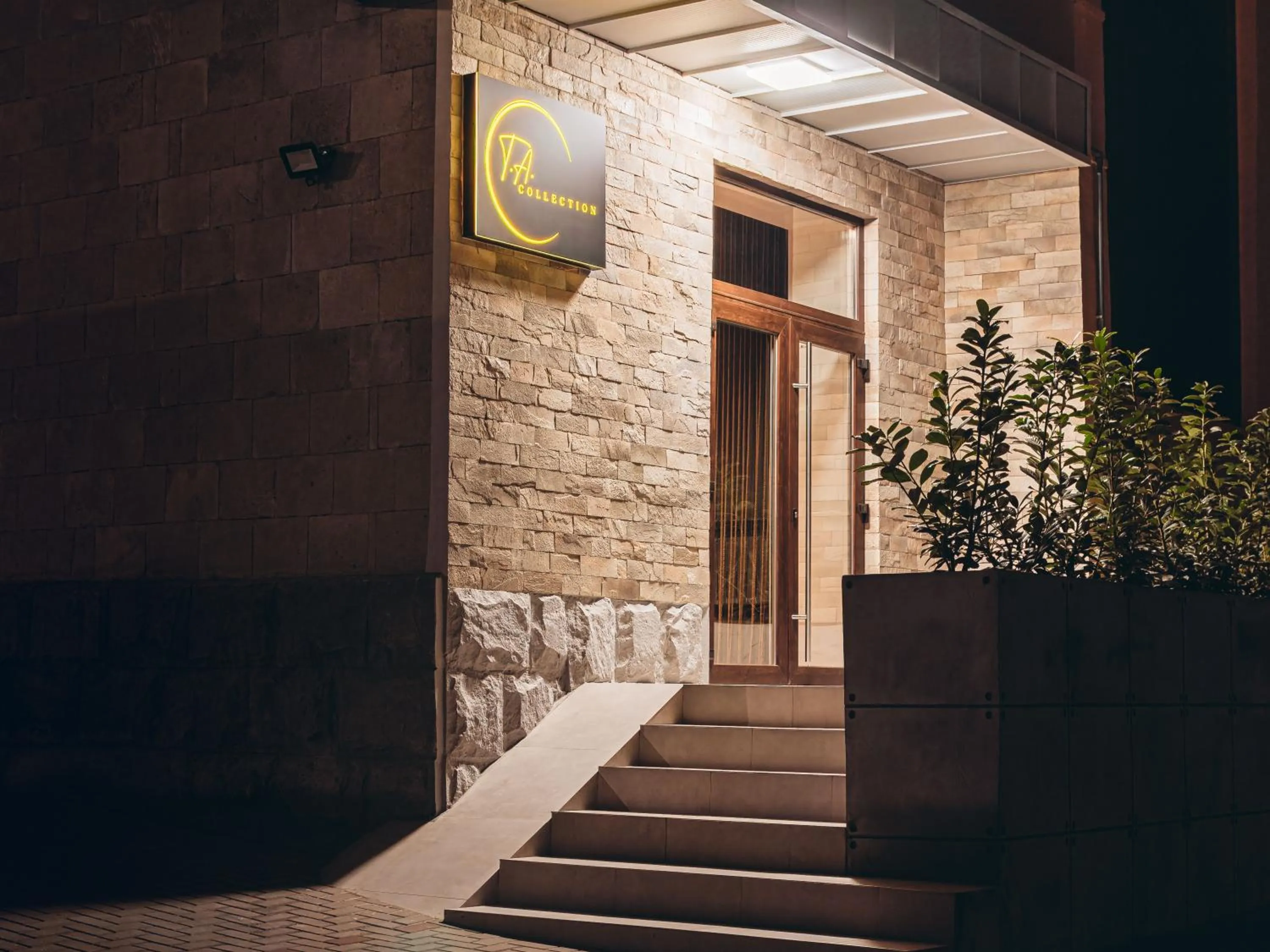 Facade/entrance in TA Collection Hotel