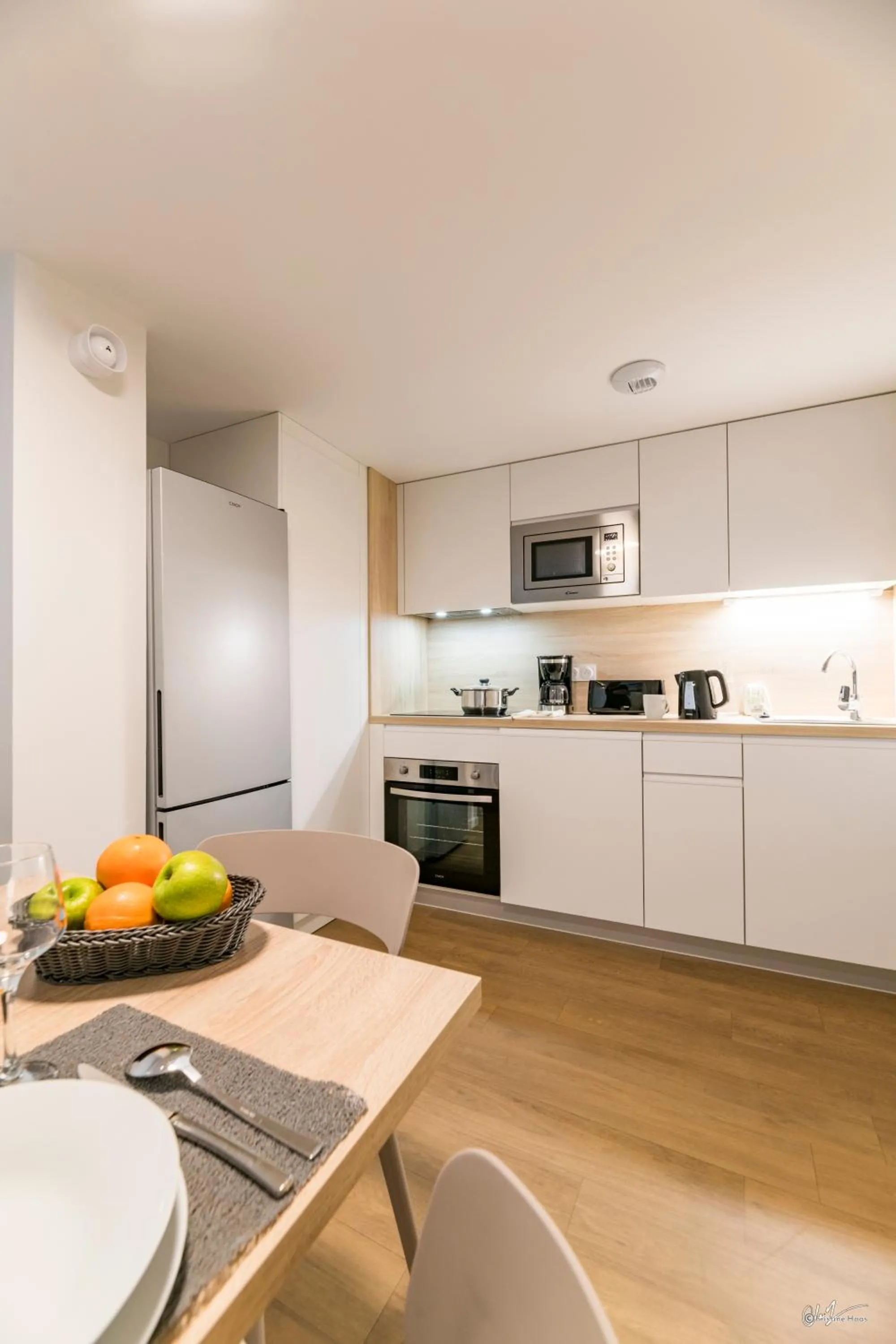 Kitchen or kitchenette in Lagrange Vacances Le Cristal de Piau