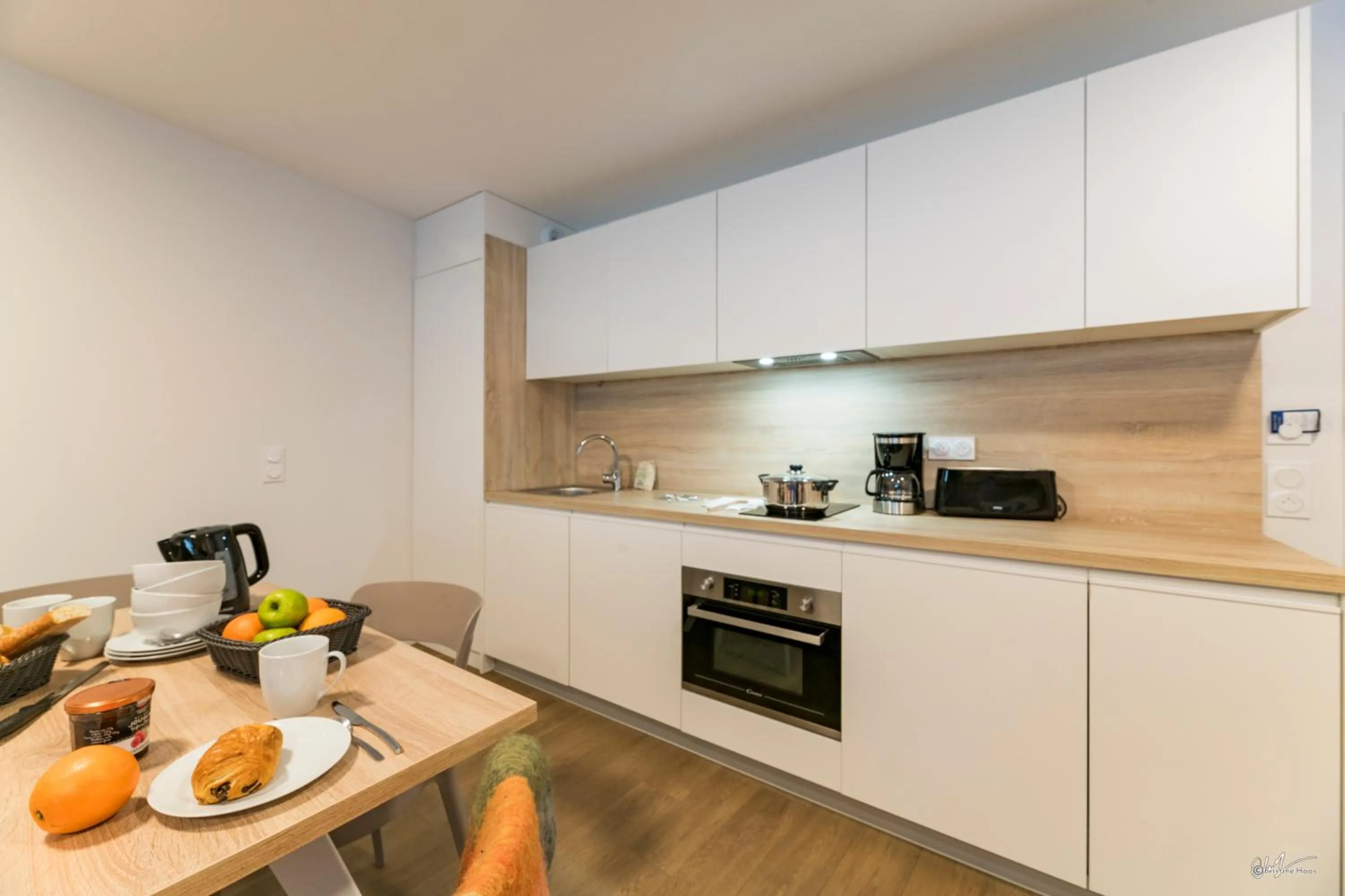 Kitchen or kitchenette in Lagrange Vacances Le Cristal de Piau