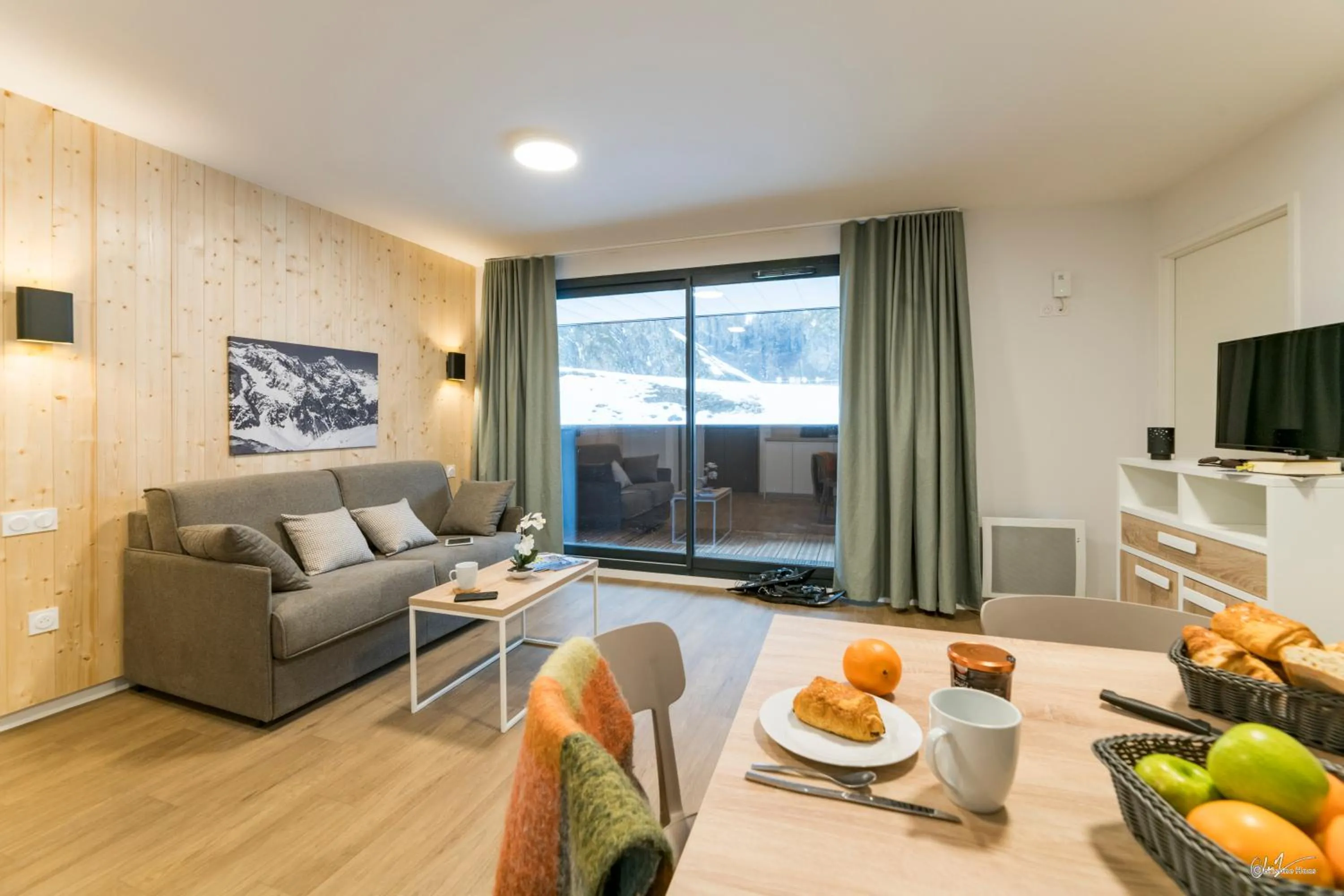 Living room in Lagrange Vacances Le Cristal de Piau