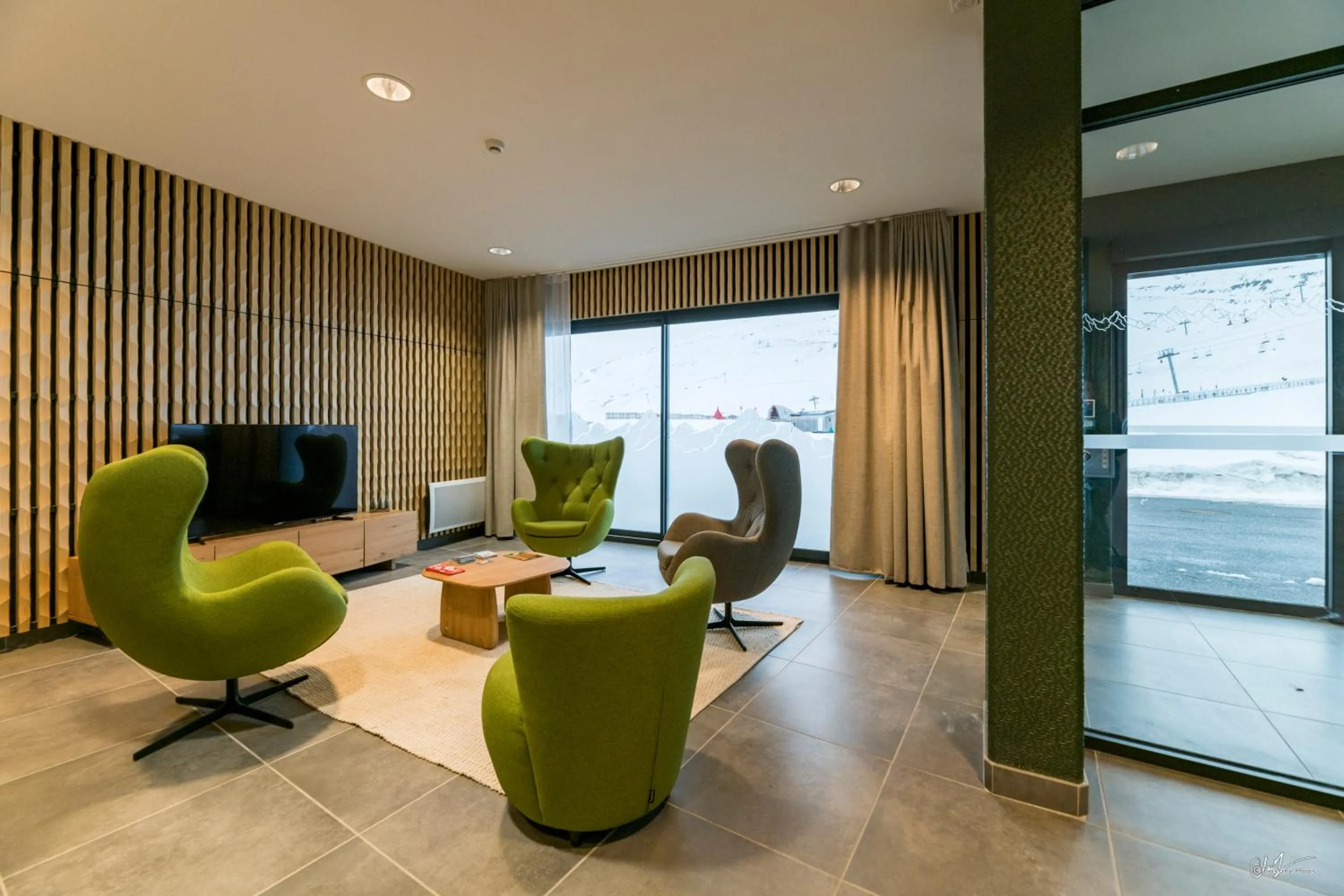 Lobby or reception in Lagrange Vacances Le Cristal de Piau