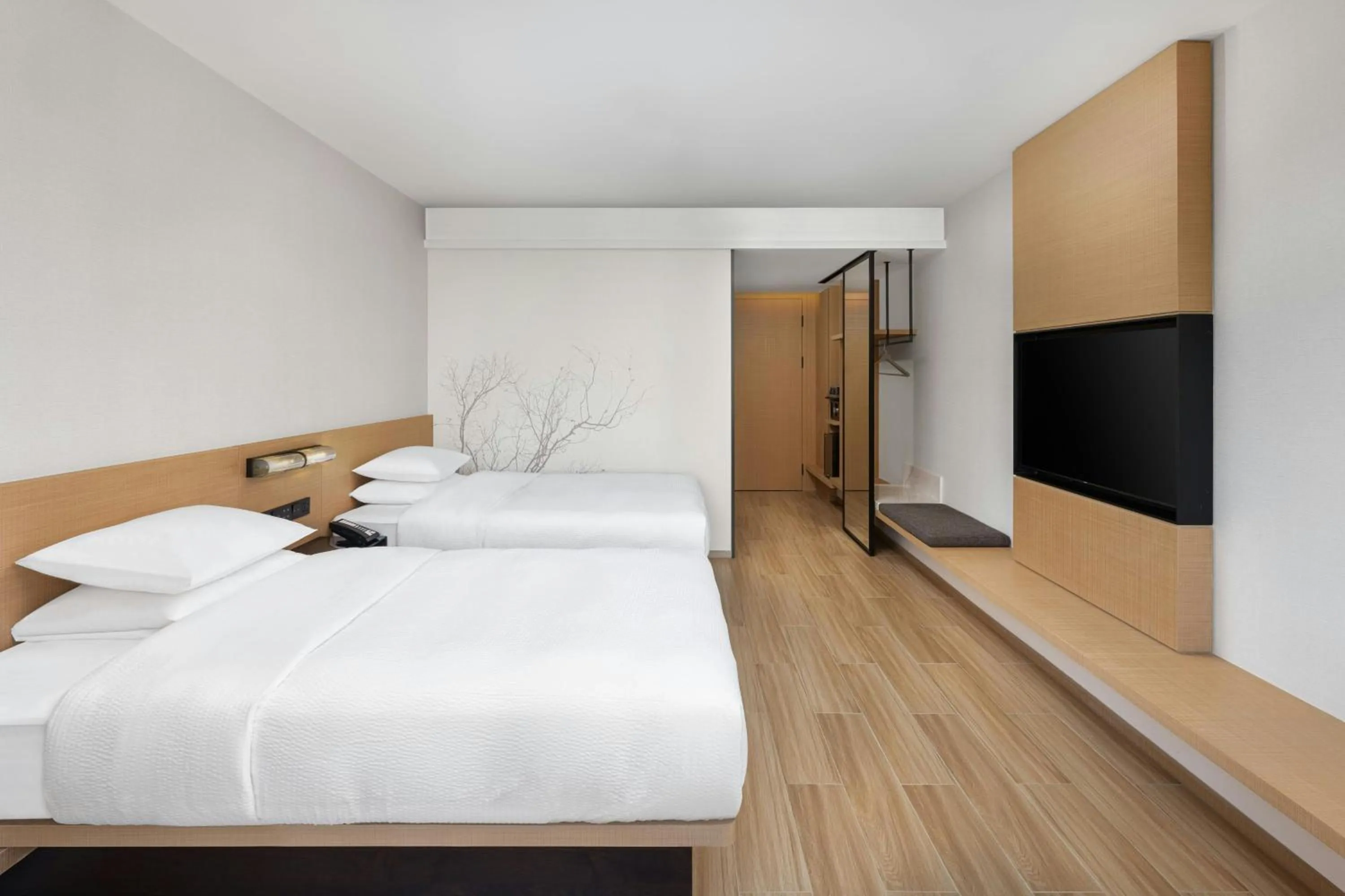 Photo of the whole room, Bed in Fairfield by Marriott Hangzhou Qiantang