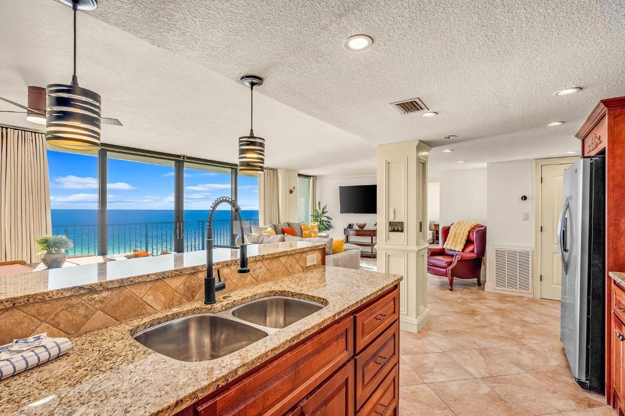 Sandpiper Beacon Beach Resort