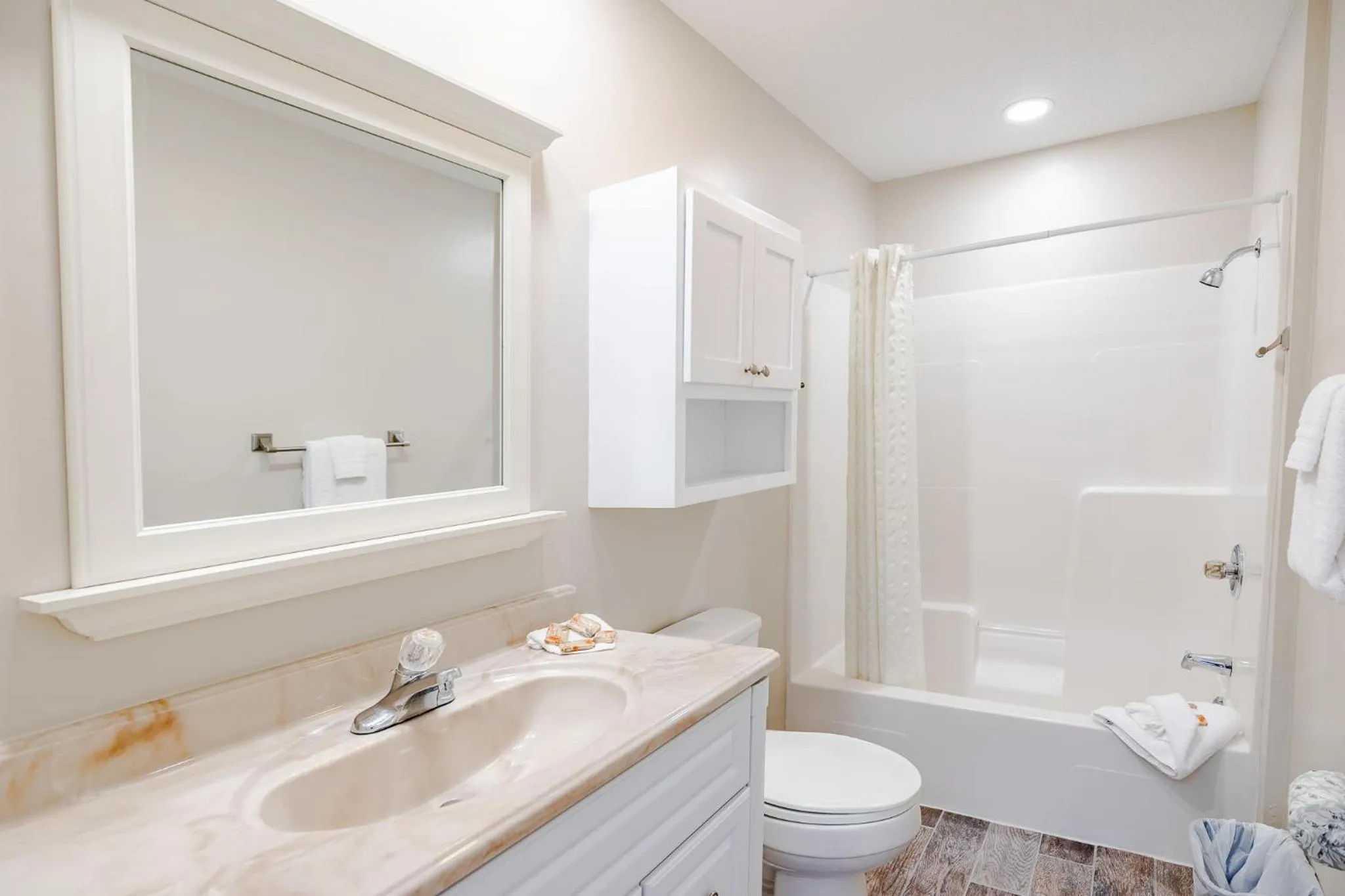 Sandpiper Beacon Beach Resort