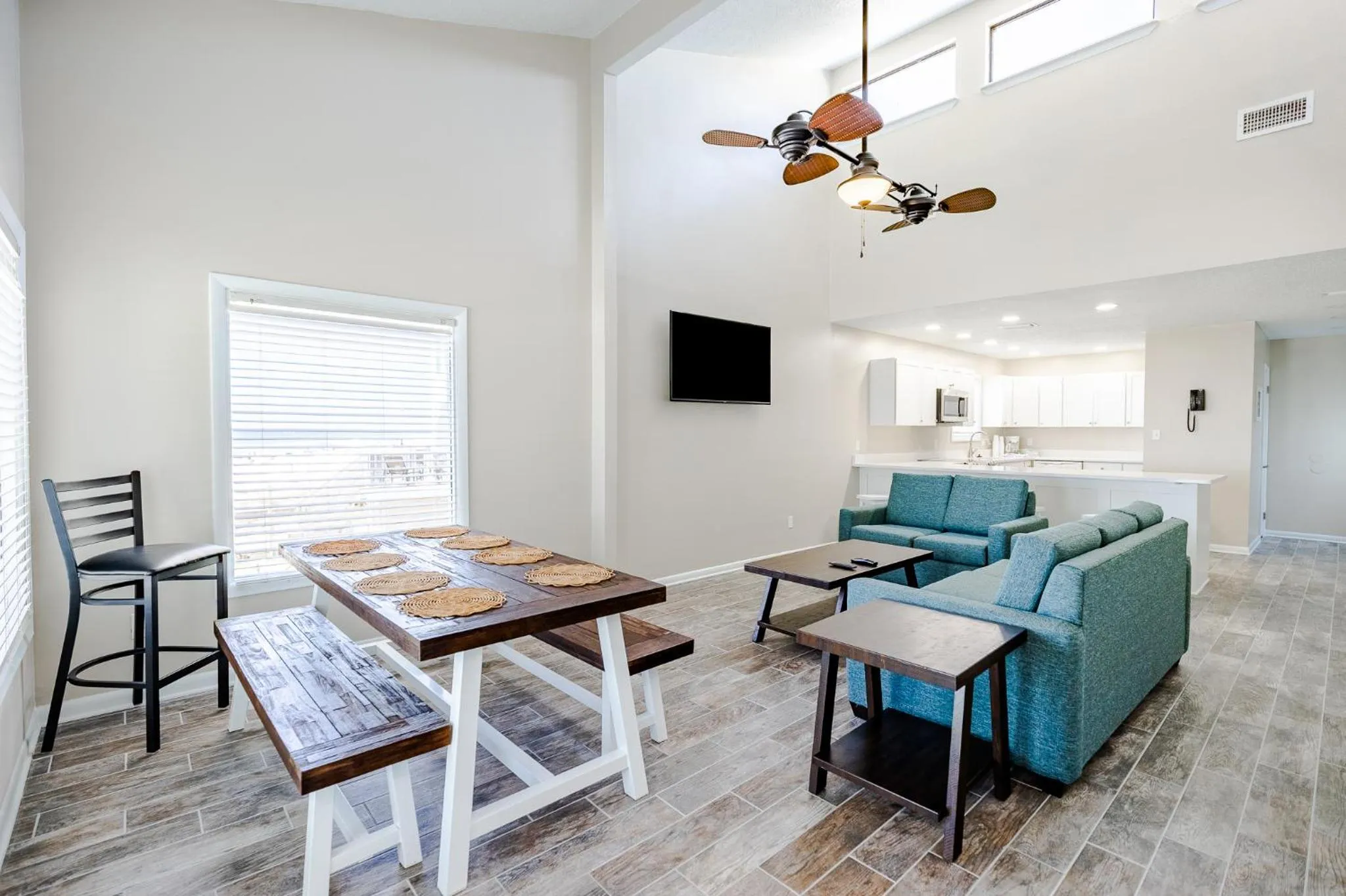 Sandpiper Beacon Beach Resort