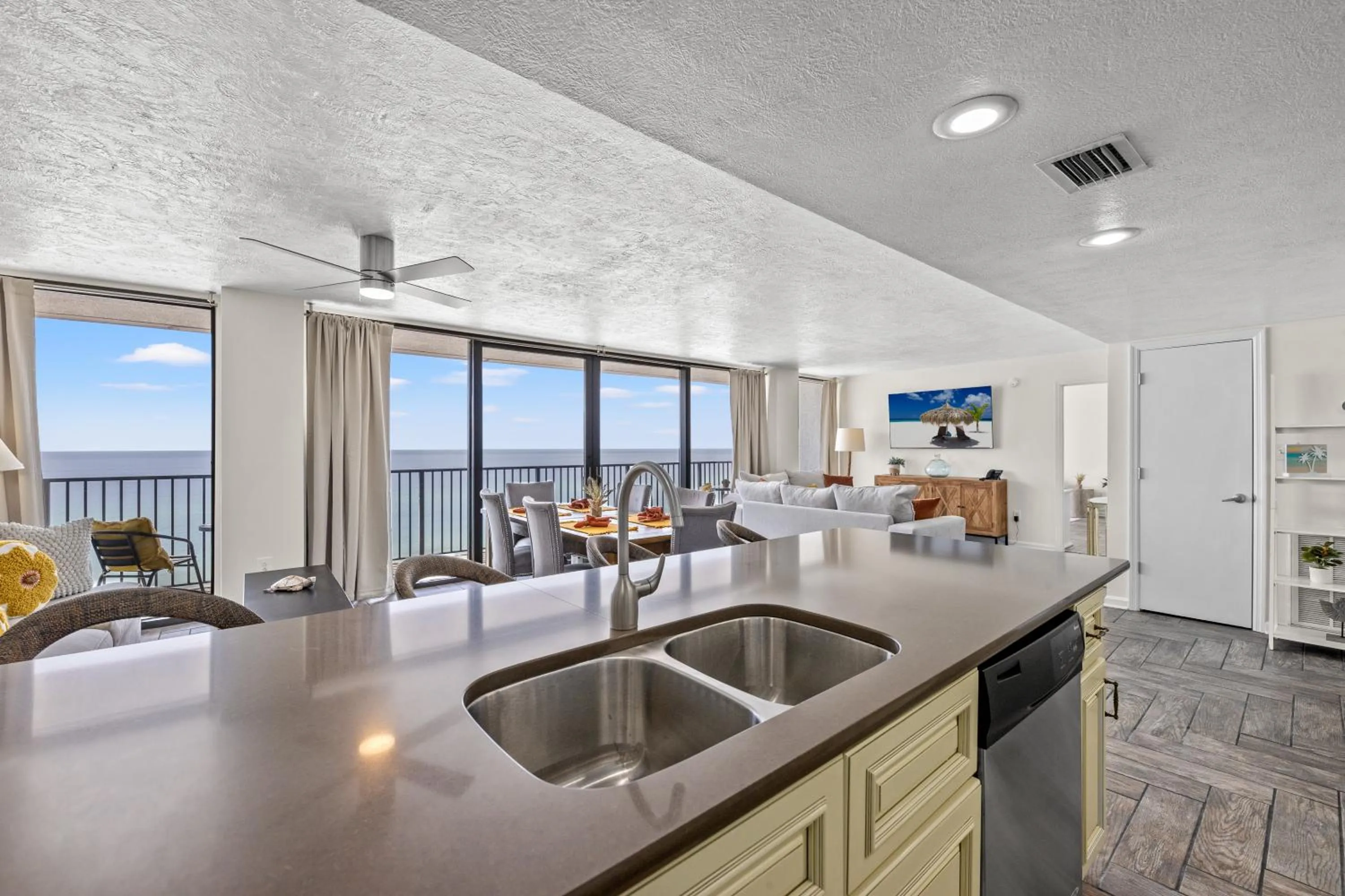 Sandpiper Beacon Beach Resort