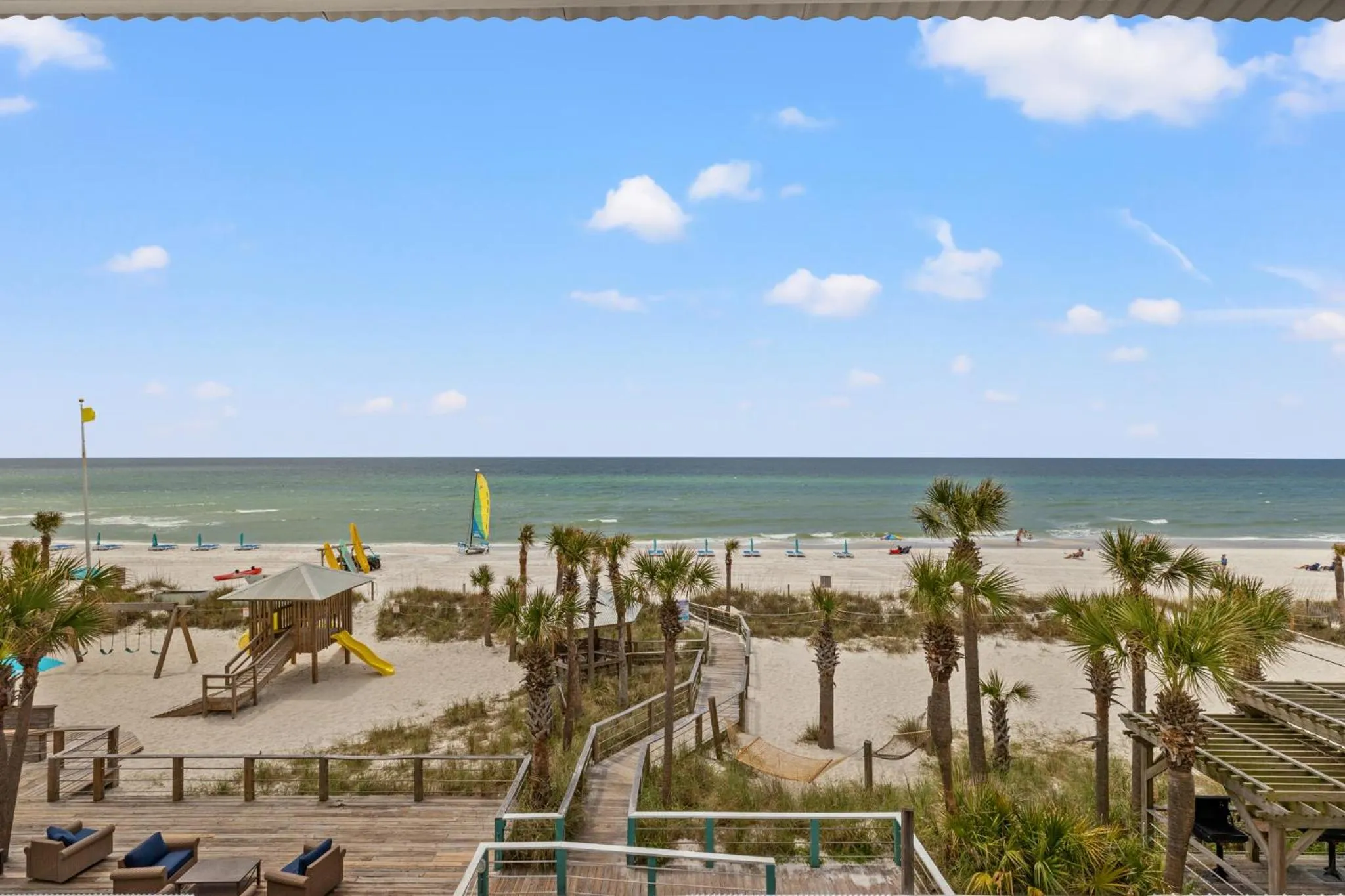 Sandpiper Beacon Beach Resort