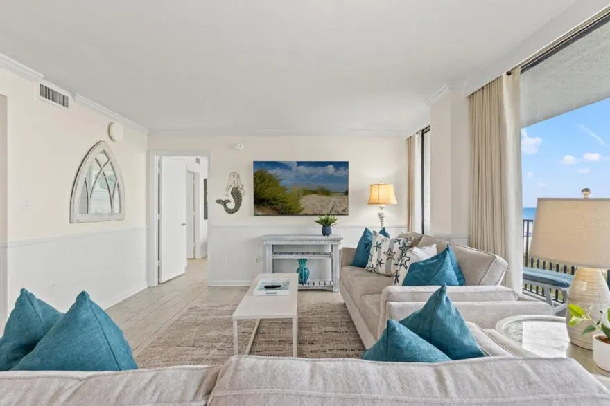 Sandpiper Beacon Beach Resort