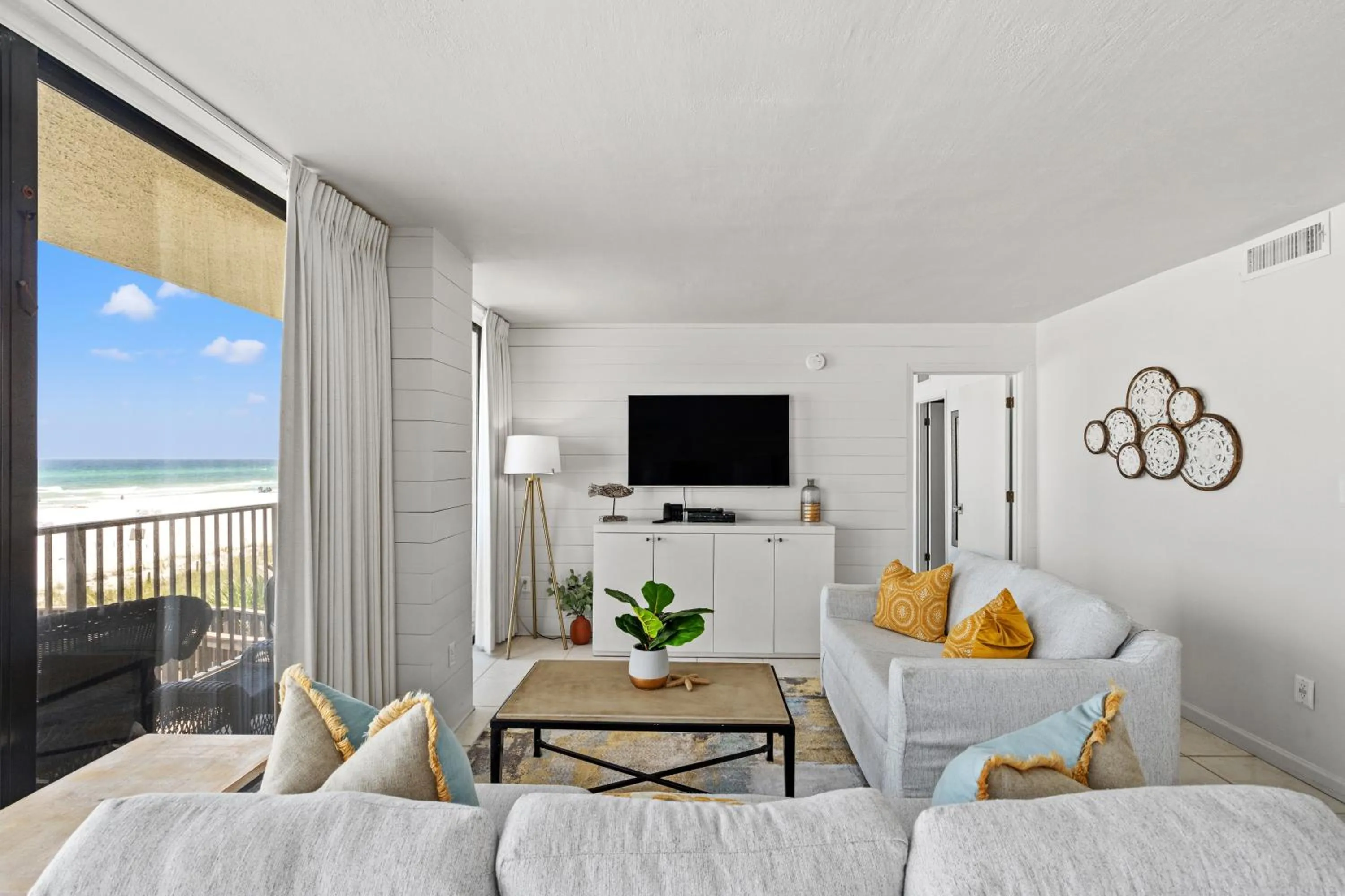 Sandpiper Beacon Beach Resort