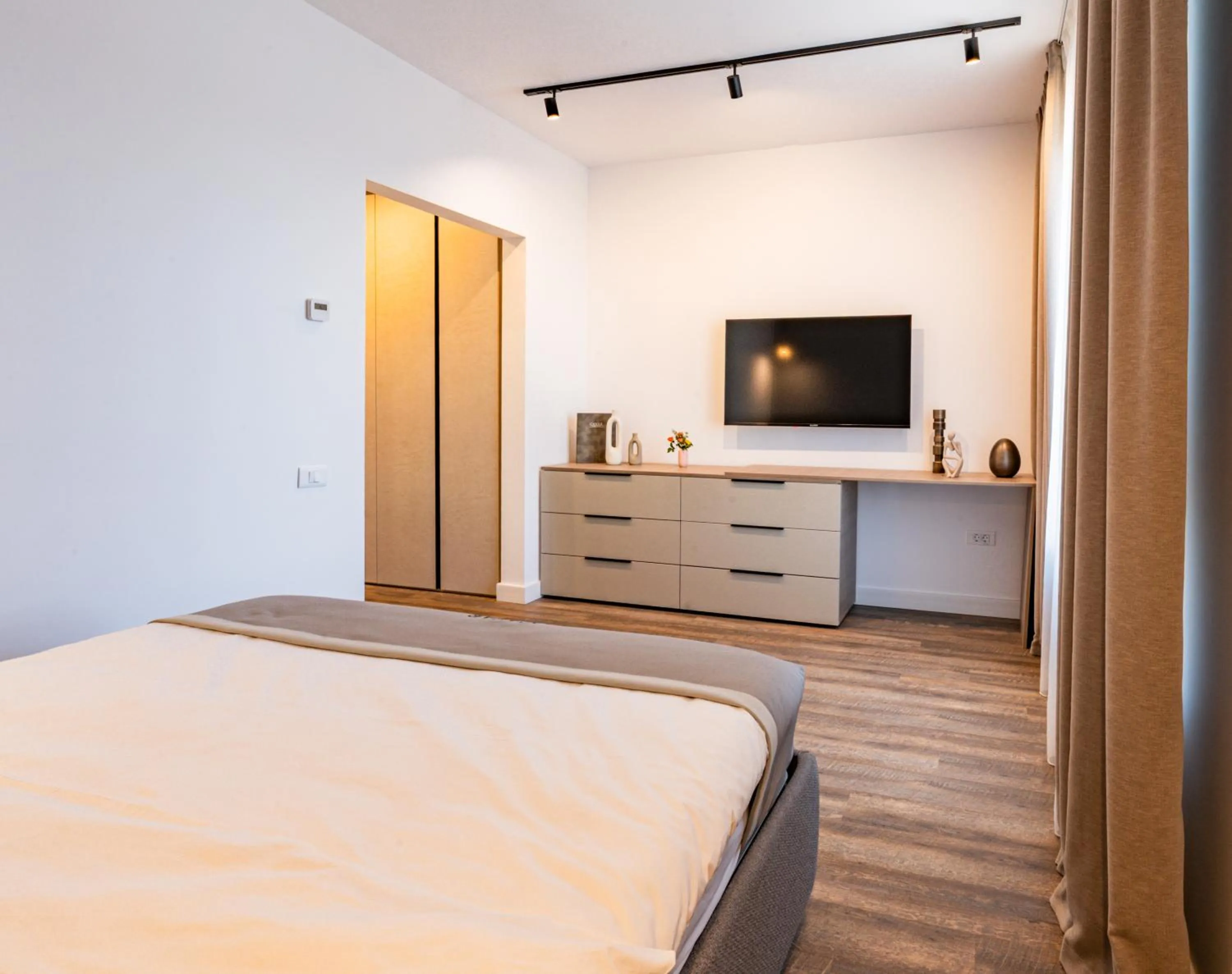 Bed in Cavar Aparthotel