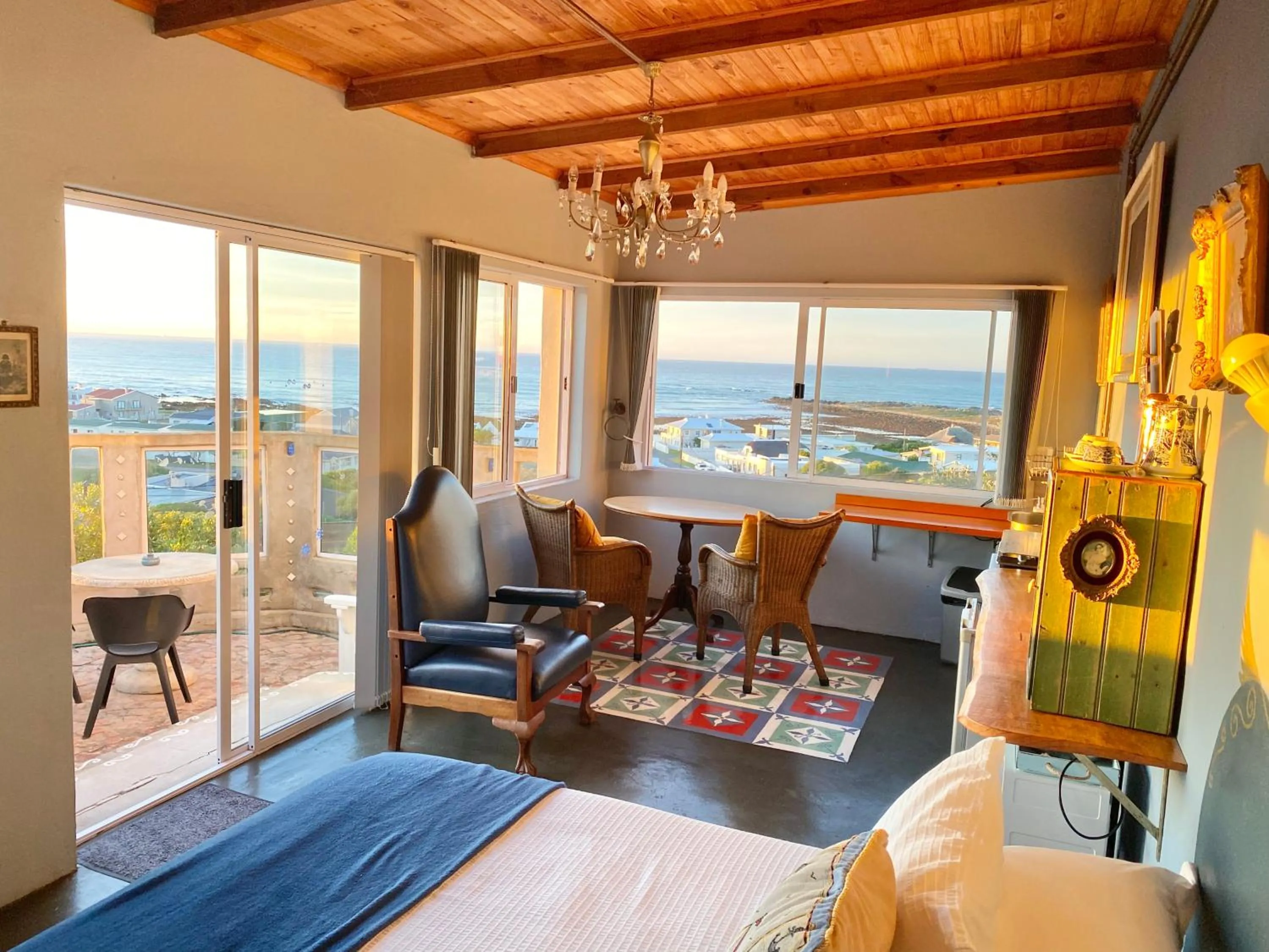 Cottage with Sea View (2 Adults) - single occupancy in Agulhasbestview