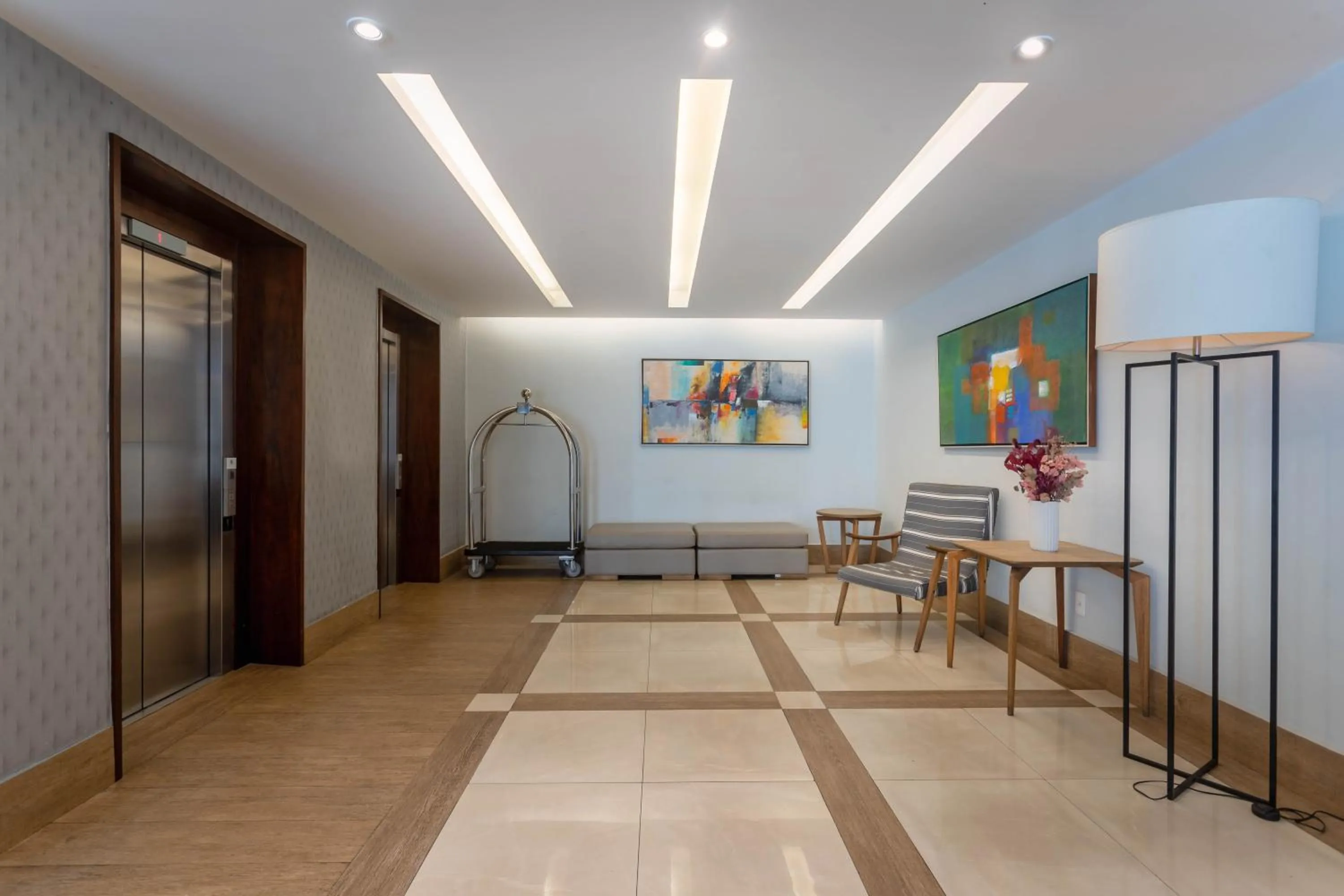 Lobby or reception in DOM Barra Hotel