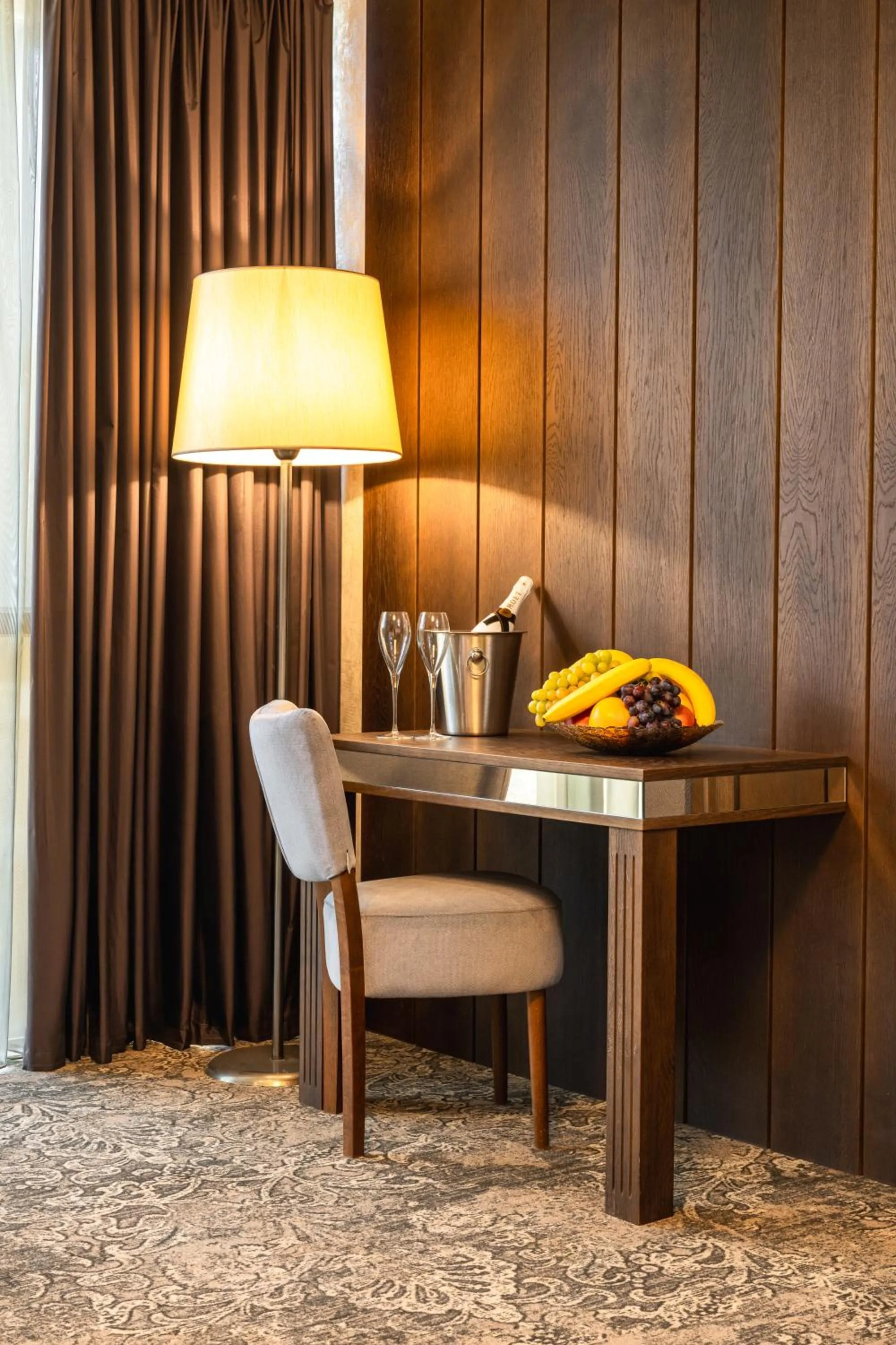 Seating area in Hotel Royal Plovdiv