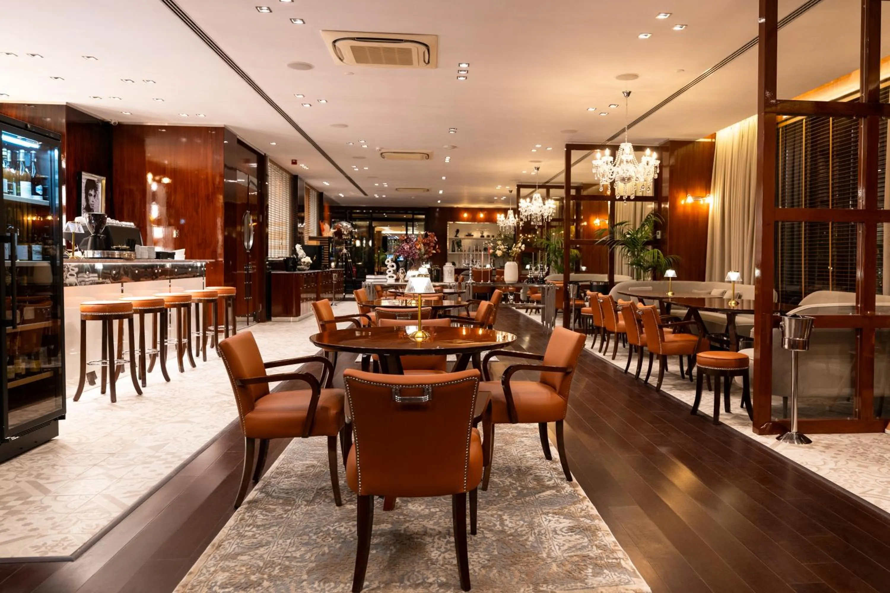 Restaurant/places to eat in Hotel Royal Plovdiv