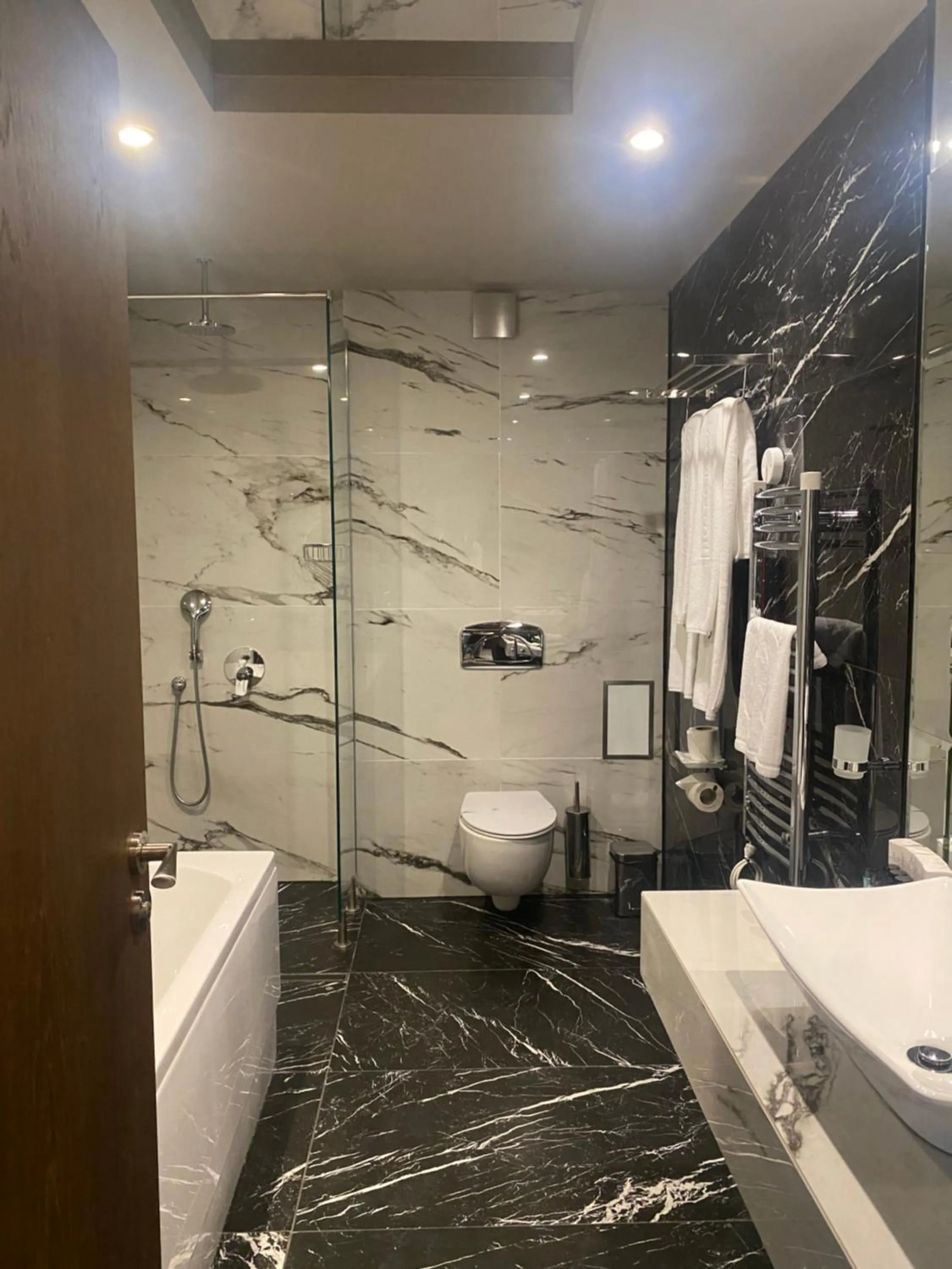 Bathroom in Hotel Royal Plovdiv