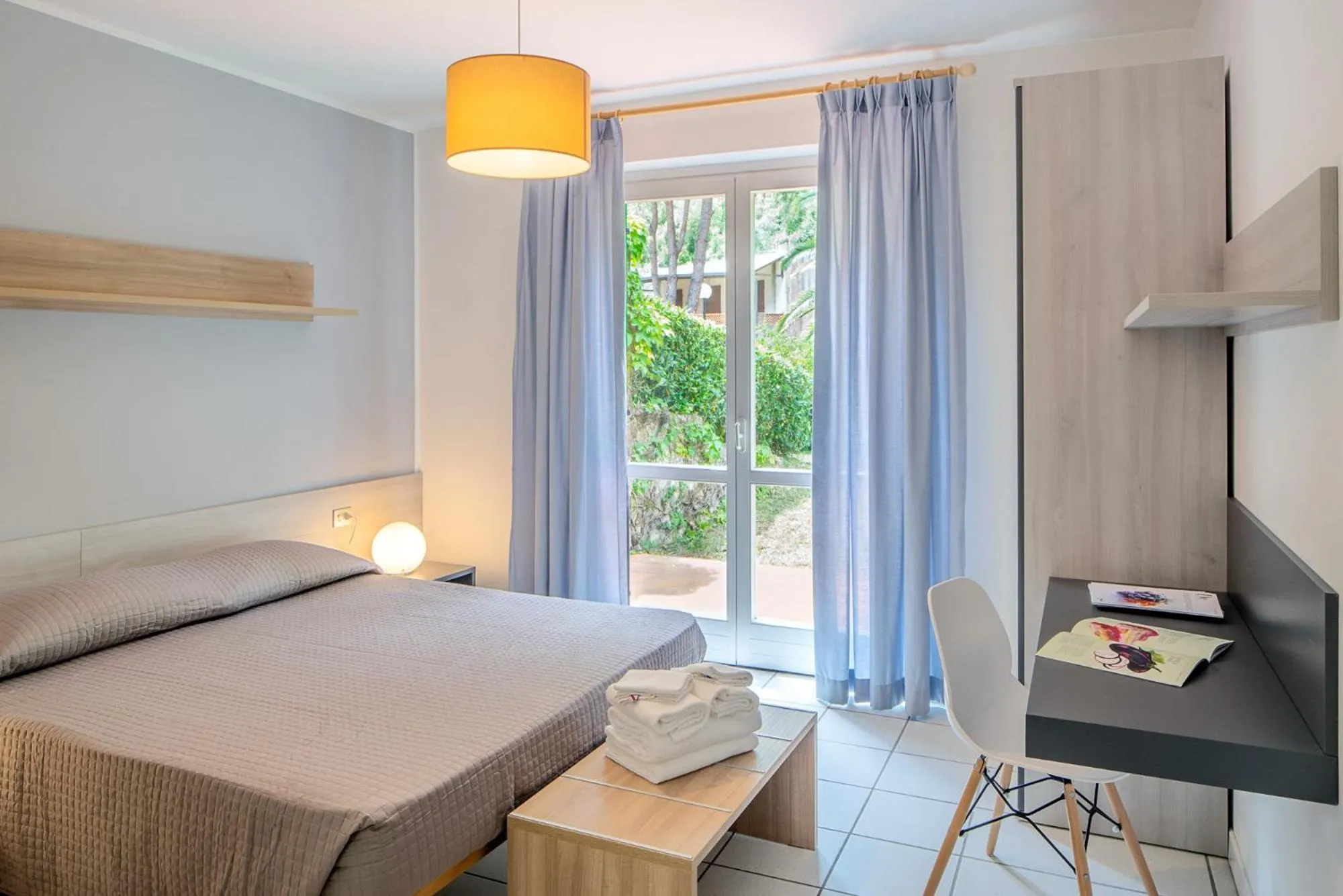 Bedroom, Bed in Hotel & Resort Sant'Anna Del Volterraio