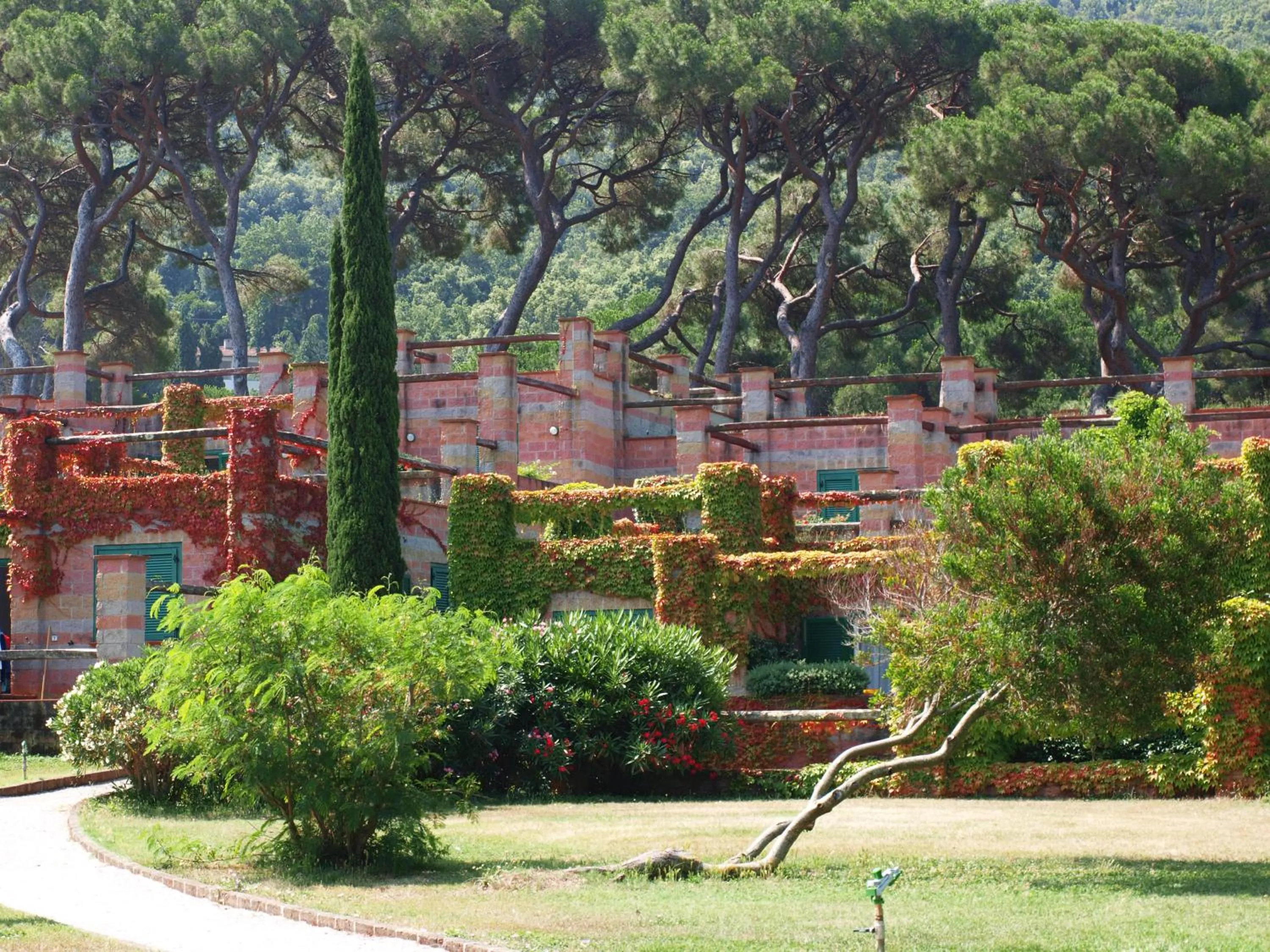 Garden in Hotel & Resort Sant'Anna Del Volterraio
