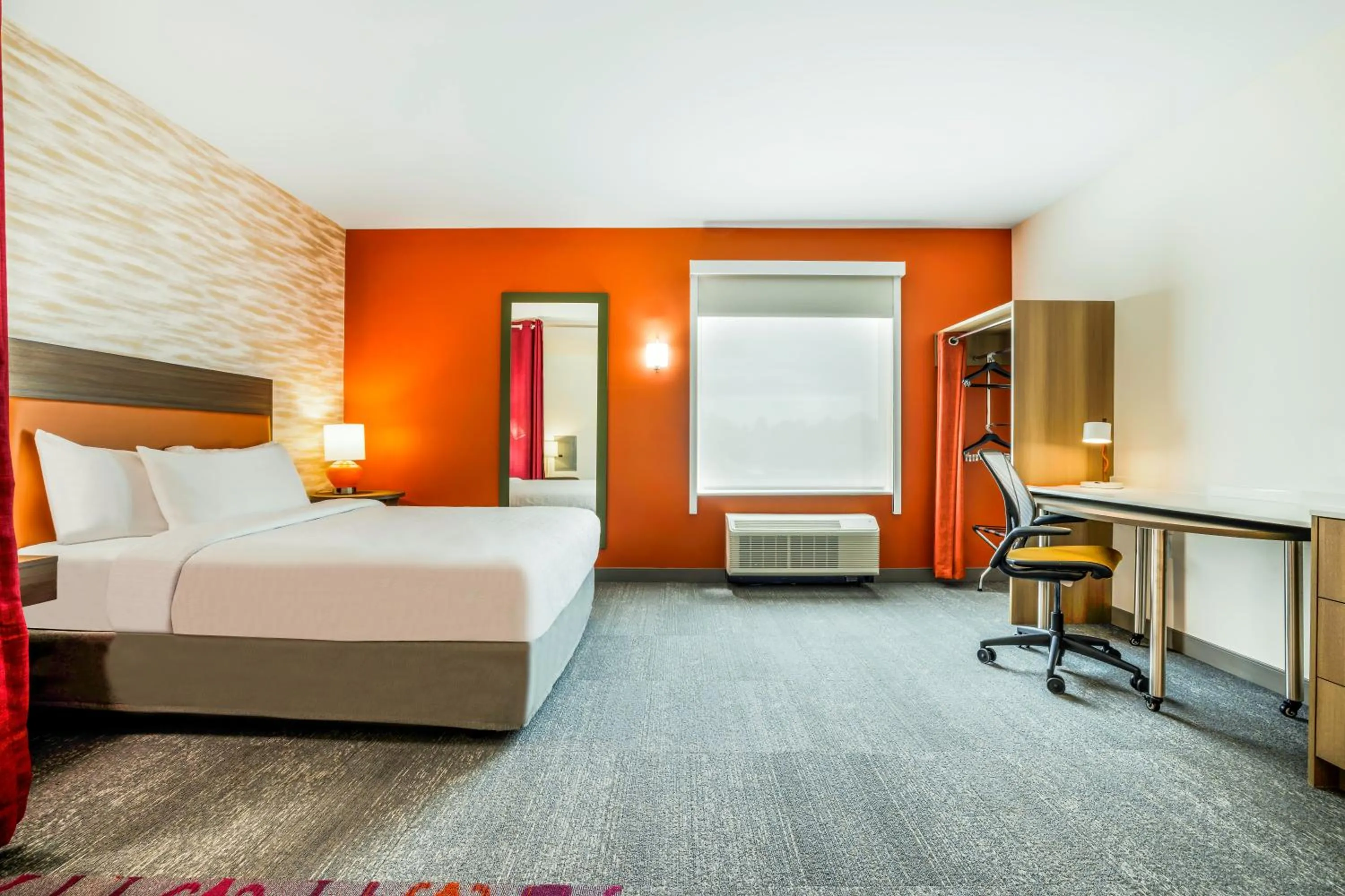 Bed in Home2 Suites By Hilton Madison East