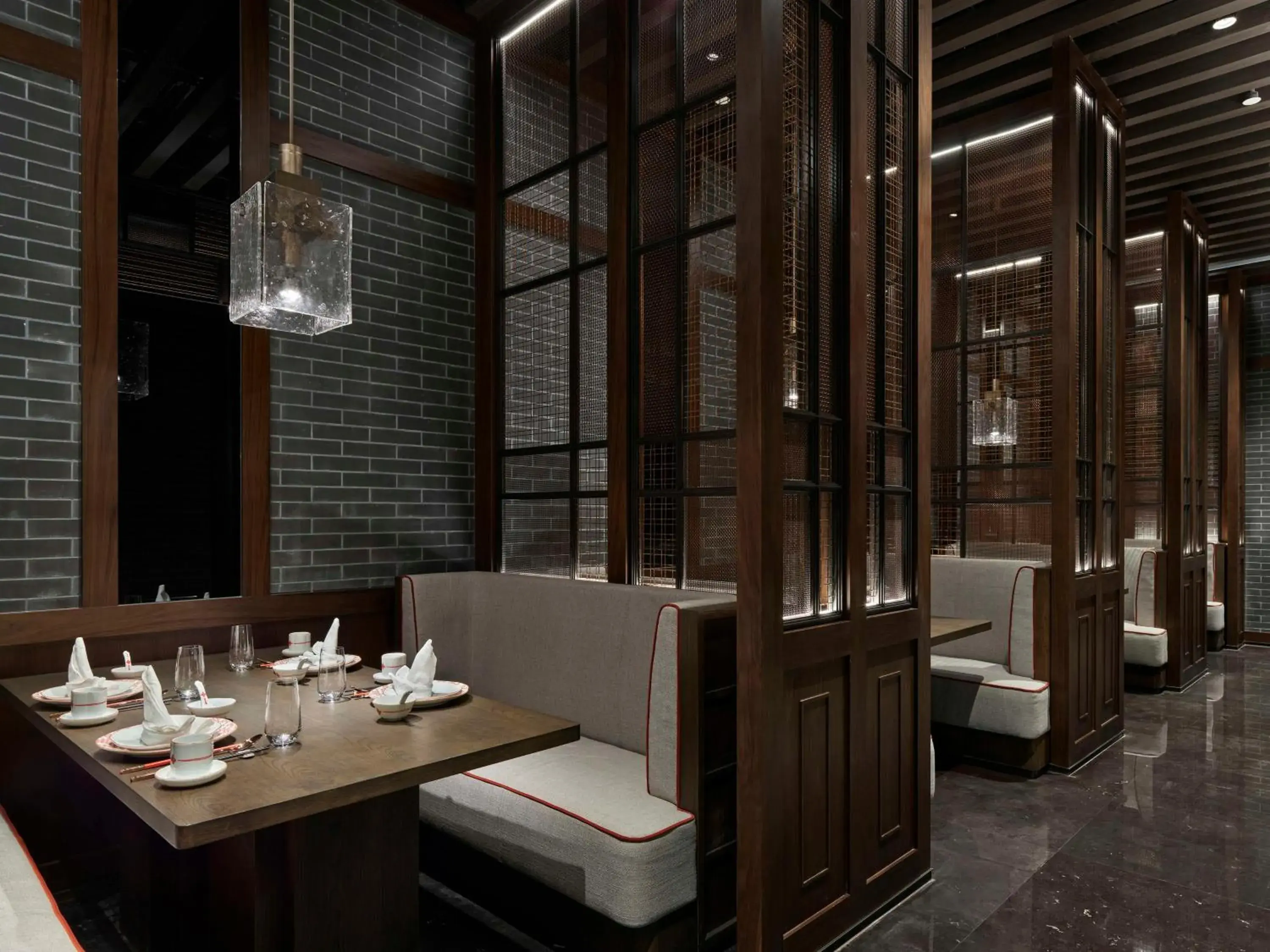 Restaurant/places to eat in Hilton Shanghai Hongqiao International Airport Restaurant/places to eat in Hilton Shanghai Hongqiao International Airport