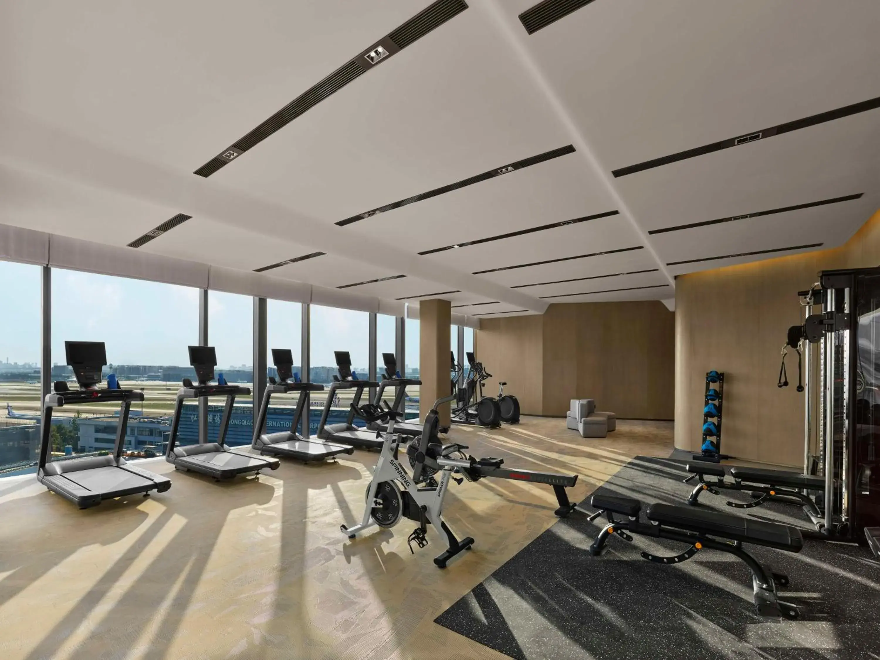 Fitness centre/facilities in Hilton Shanghai Hongqiao International Airport Fitness centre/facilities in Hilton Shanghai Hongqiao International Airport