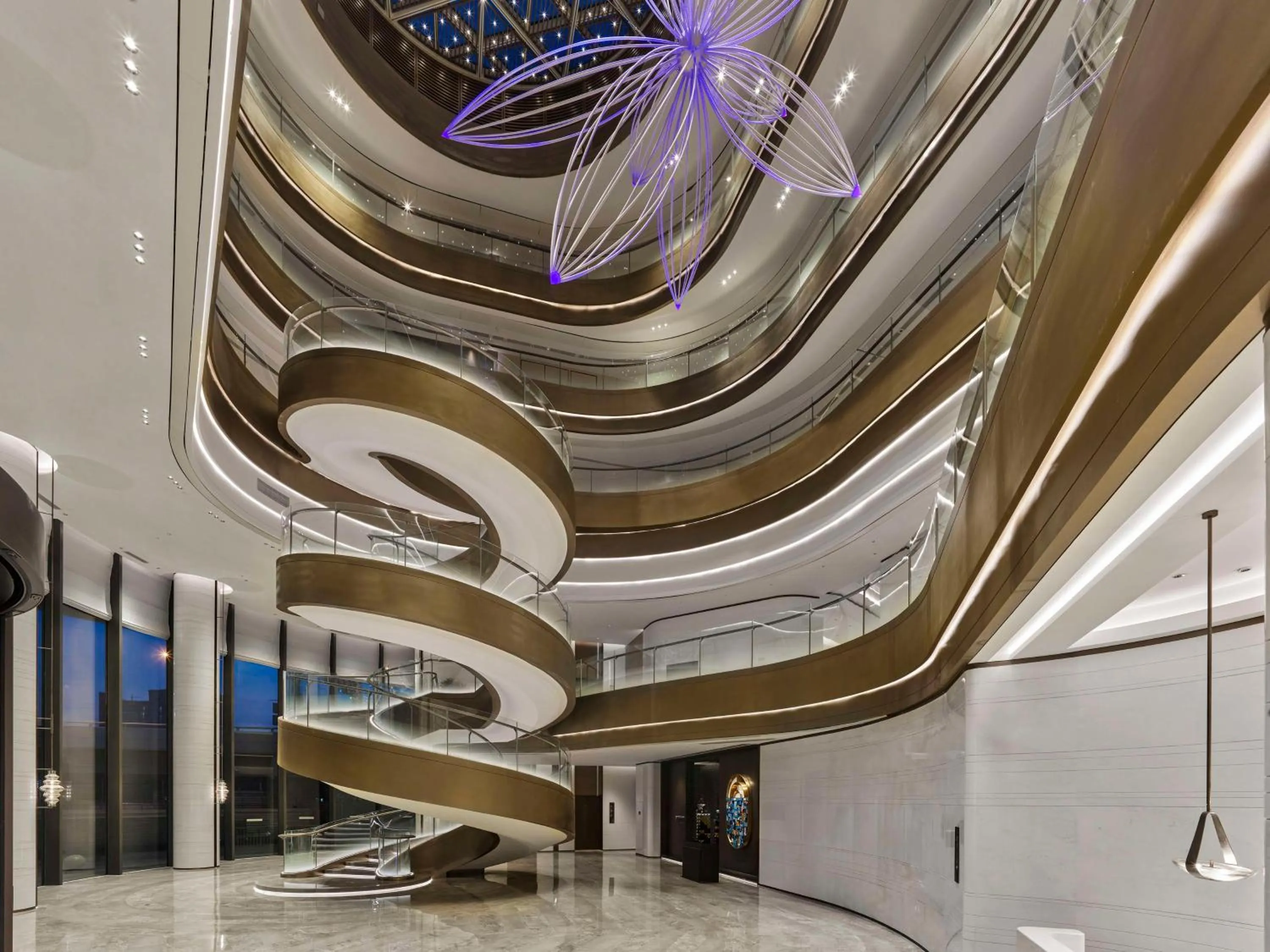 Lobby or reception in Hilton Shanghai Hongqiao International Airport