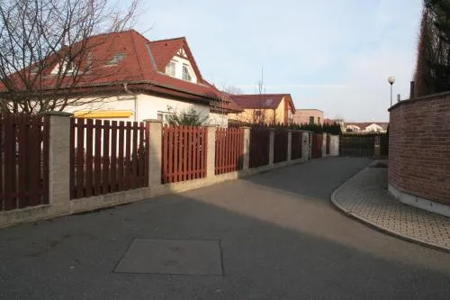 Holiday Home Prague Pruhonice