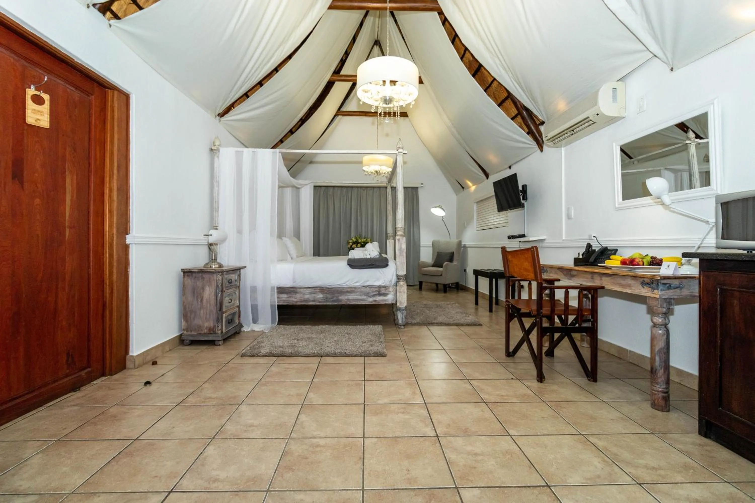 Bed in Bolivia Lodge