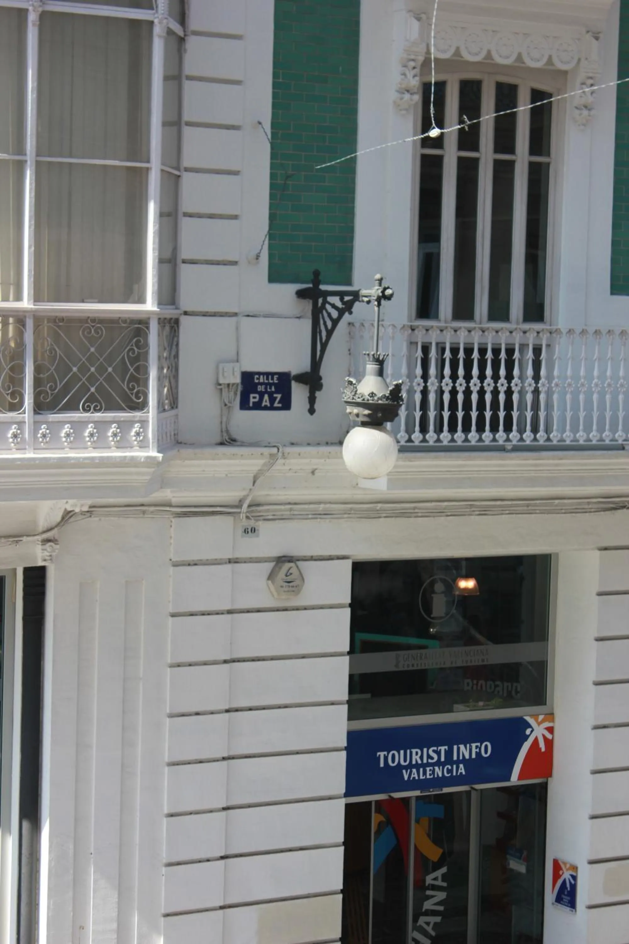 Landmark view in Hi Valencia Boutique